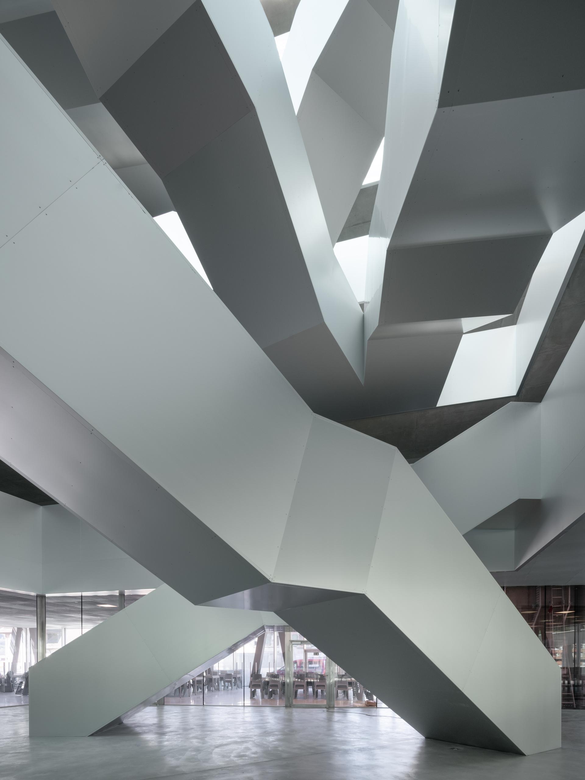CGS / Ecole de commerce et de culture générale - image 3
