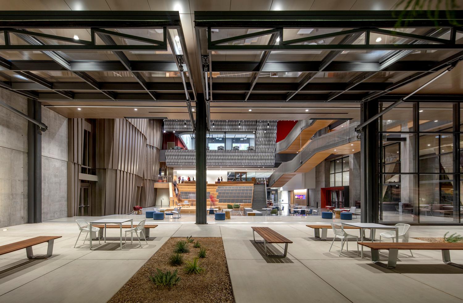 University of Arizona Health Sciences Innovation Building - image 5