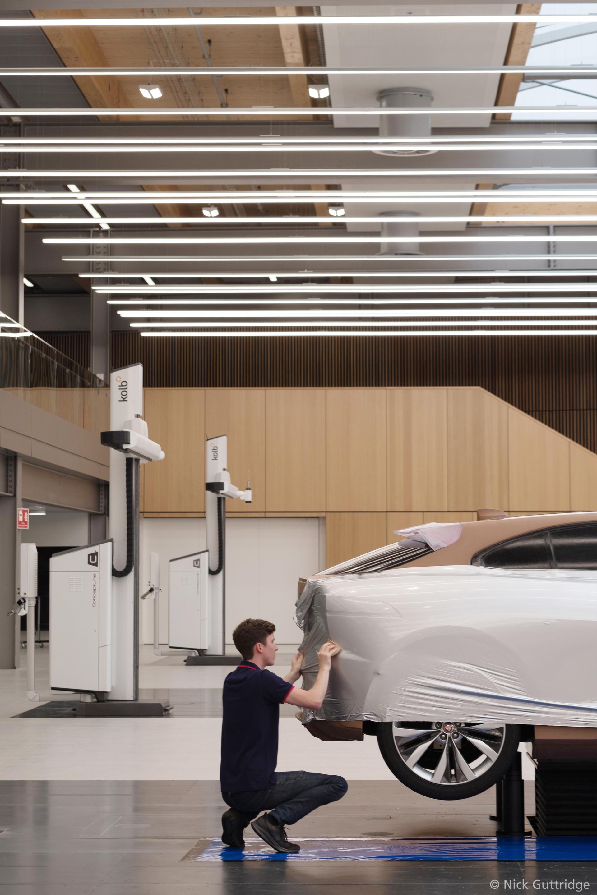 Jaguar Land Rover Advanced Product Creation Centre - image 8