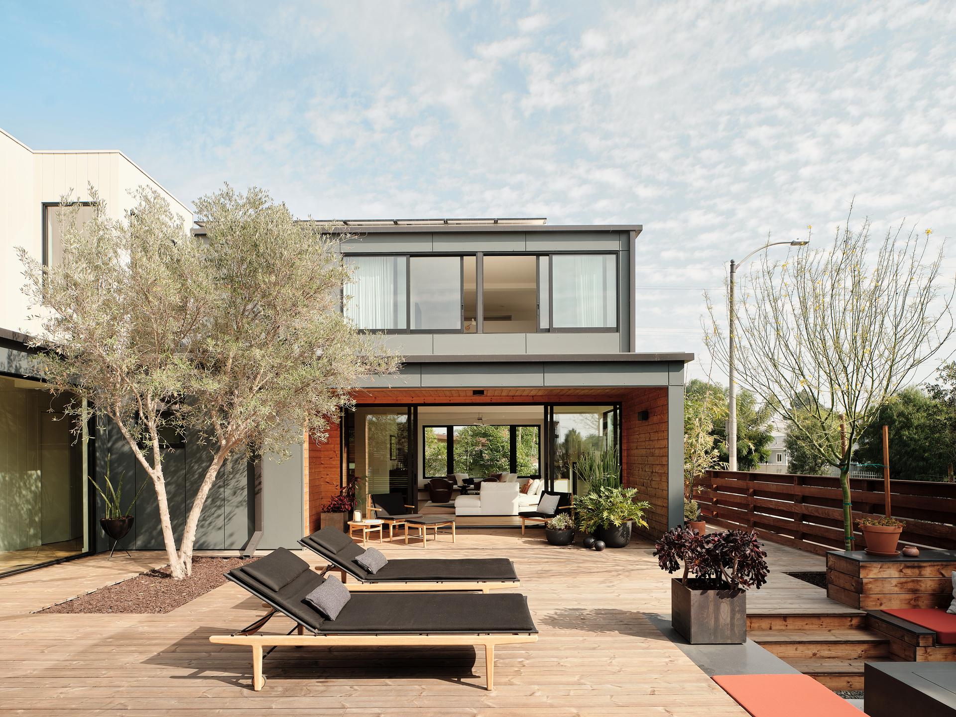 House 017 — Connect 11 Mar Vista - image 3
