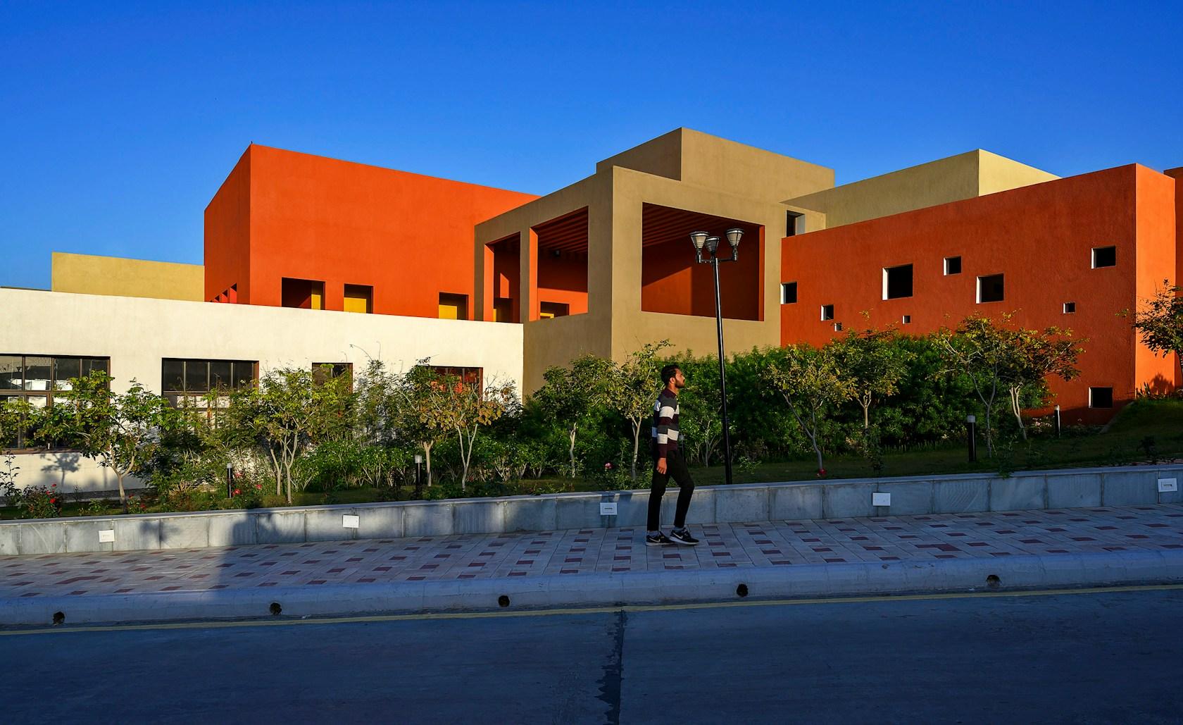 RAS HOUSES - image 8
