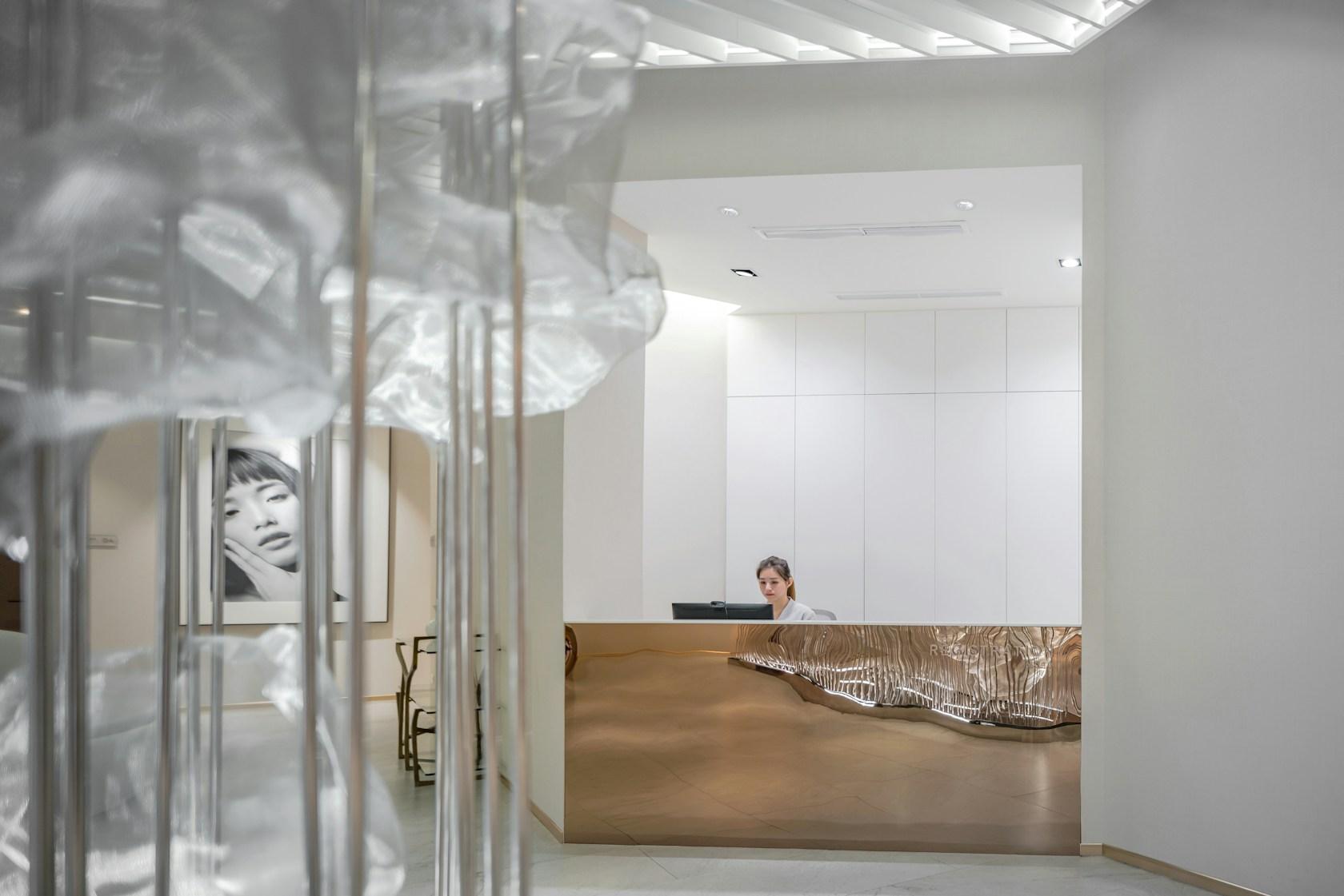 WONJIN Aesthetic Surgery Gallery Clinic - image 6