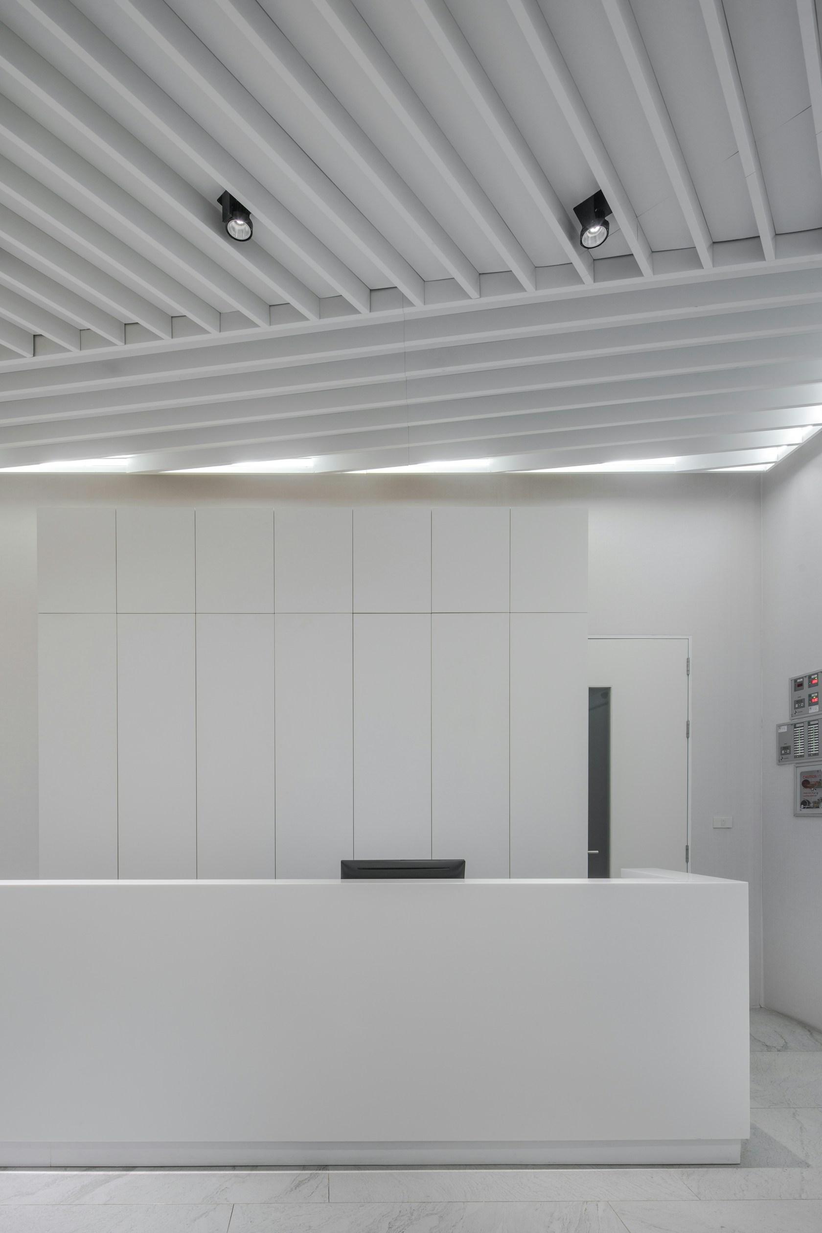 WONJIN Aesthetic Surgery Gallery Clinic - image 11