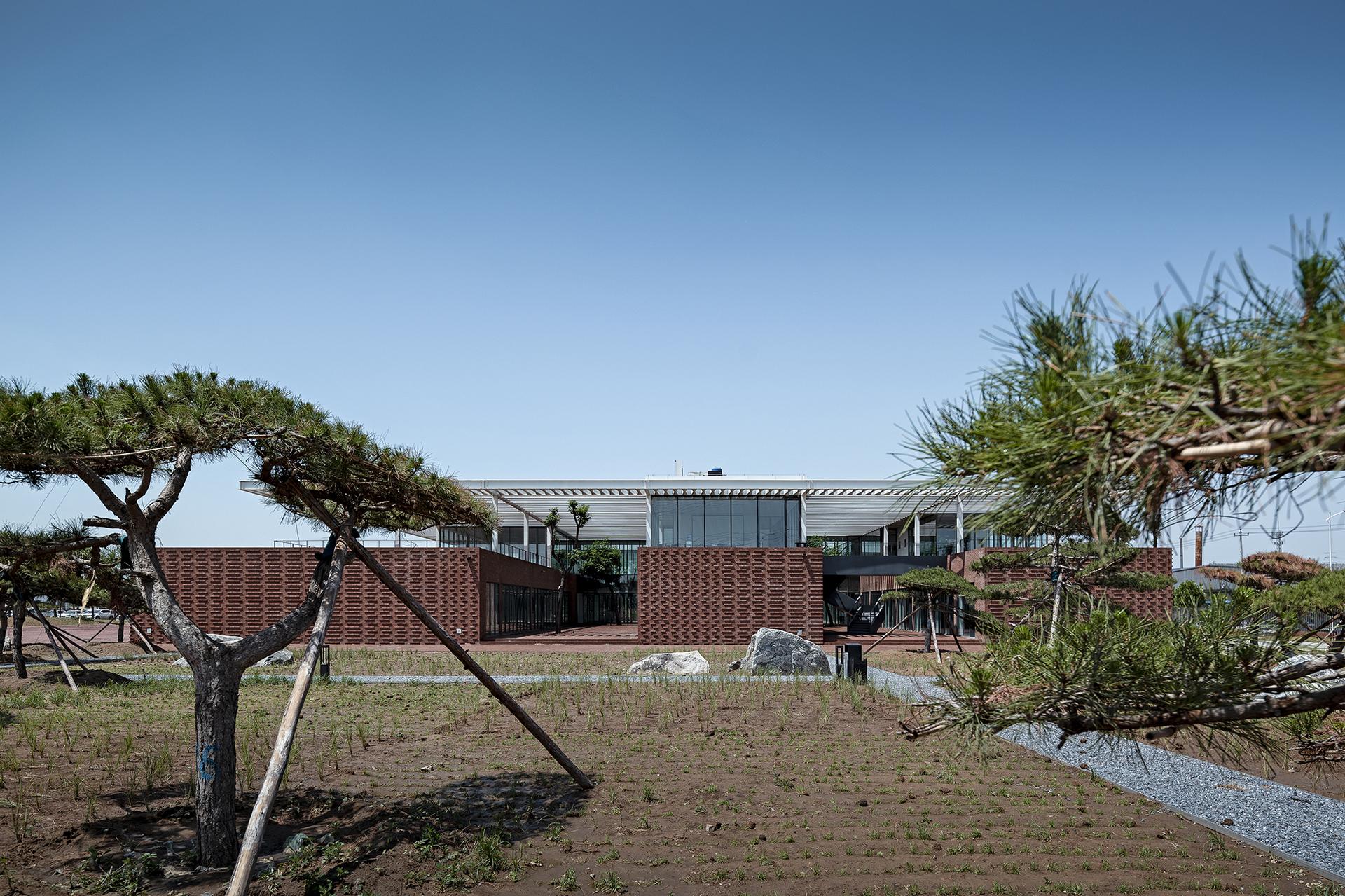 Dingshi Logistics Office Building - image 8