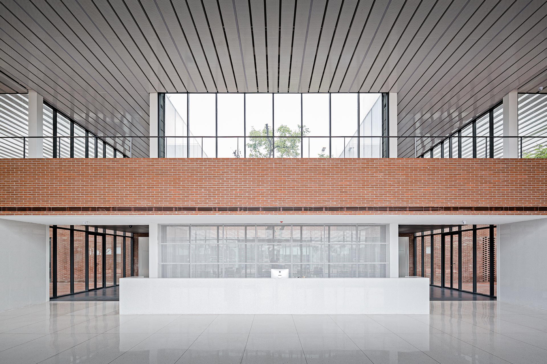 Dingshi Logistics Office Building - image 10