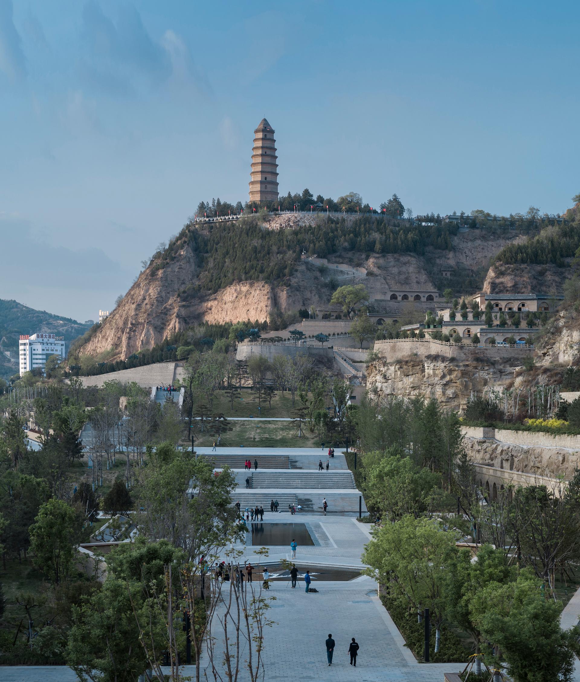 Yan’an Baota Mountain Tourist Service Center - image 9