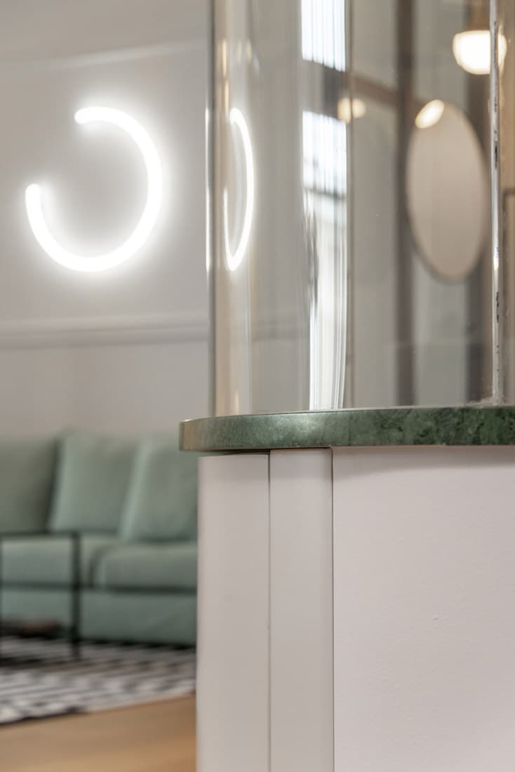THE TRANSPARENT APARTMENT - image 8