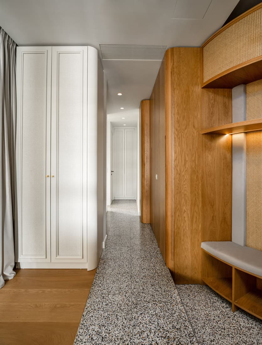 THE TRANSPARENT APARTMENT - image 9