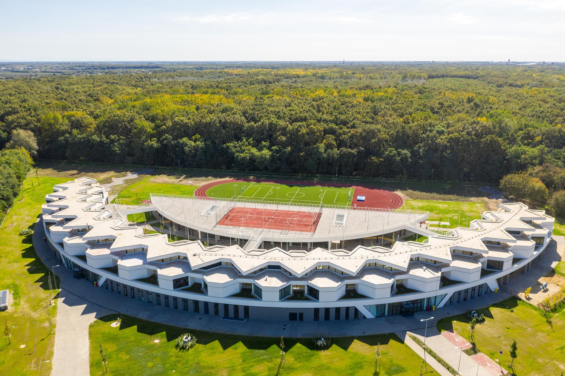 International School of Debrecen