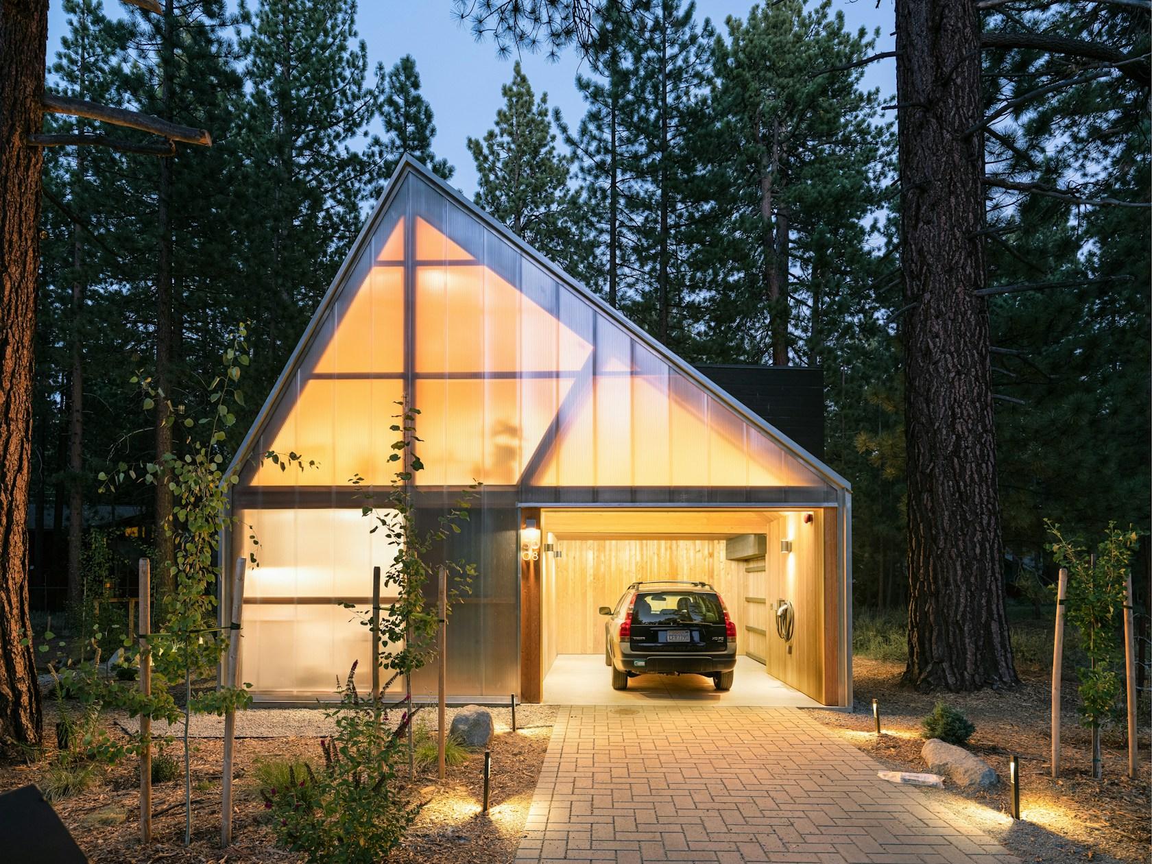 Lightus Retreat - image 2