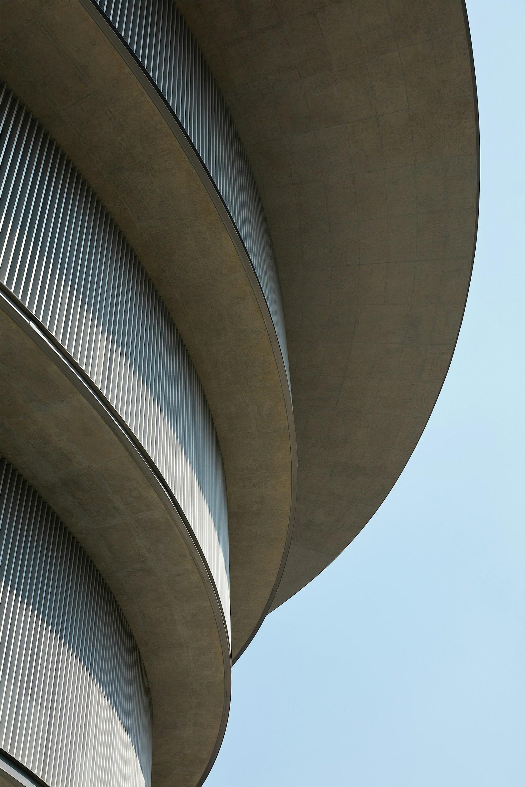 He Art Museum - image 4