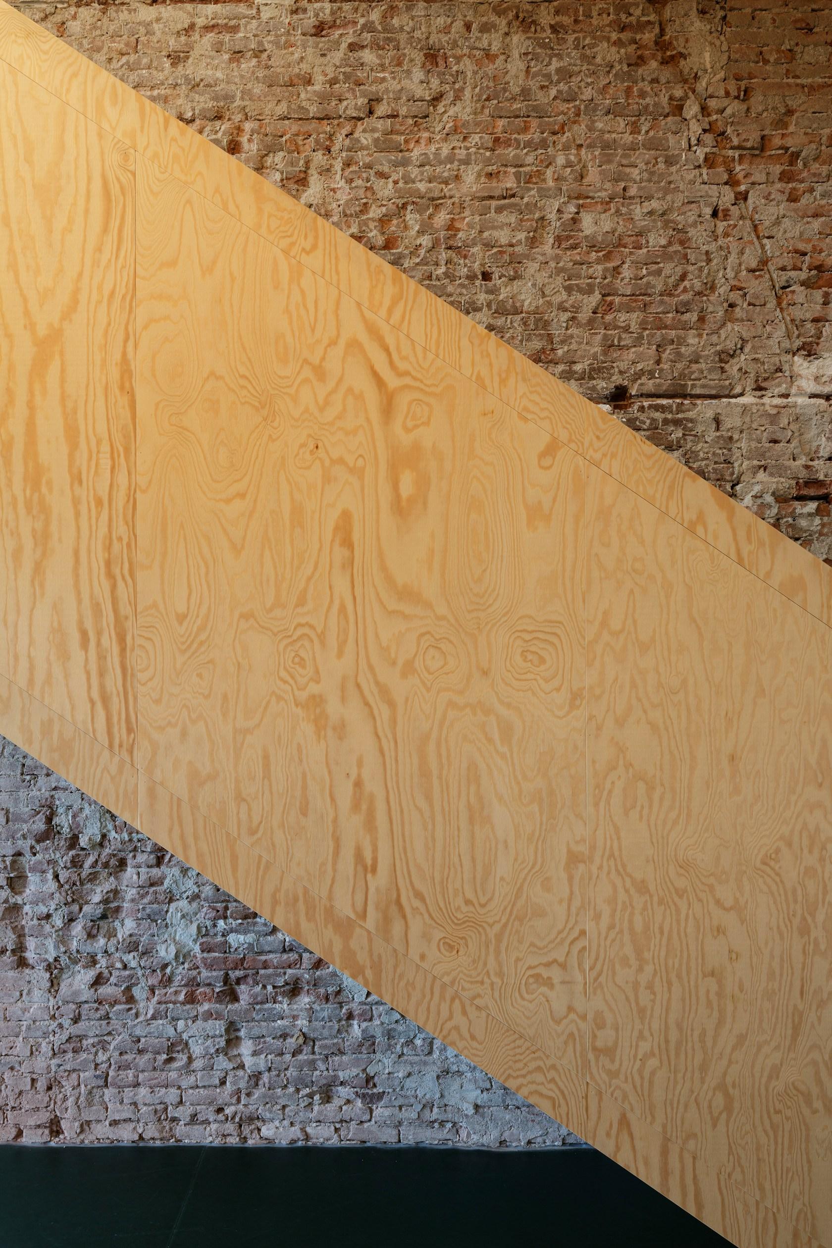 Upfield office 'the Attic' - image 6