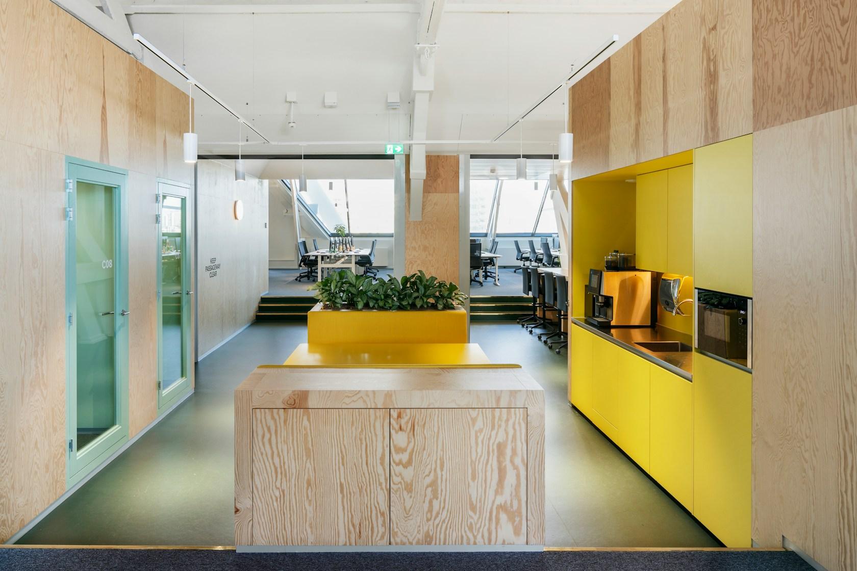 Upfield office 'the Attic' - image 8