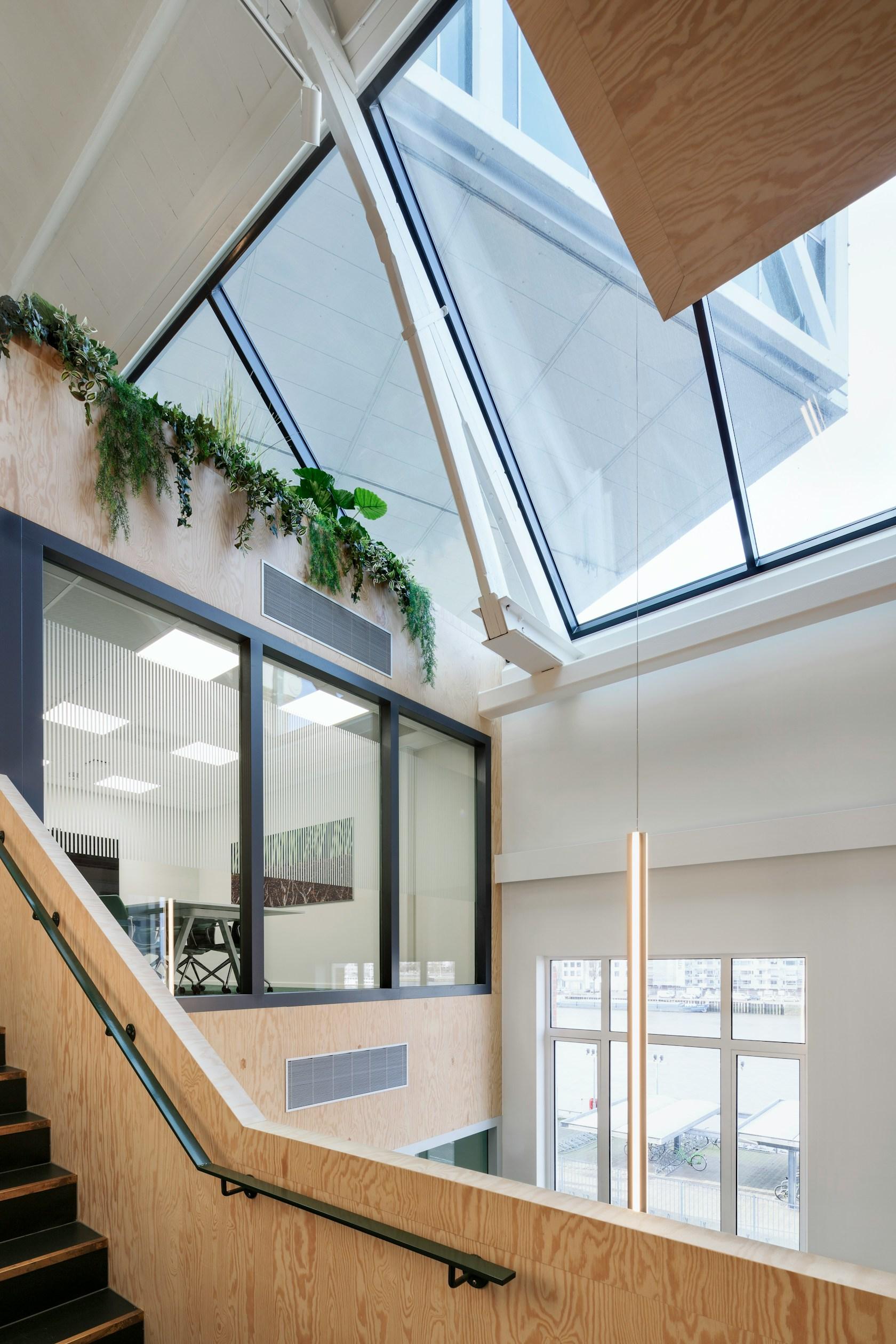 Upfield office 'the Attic' - image 19