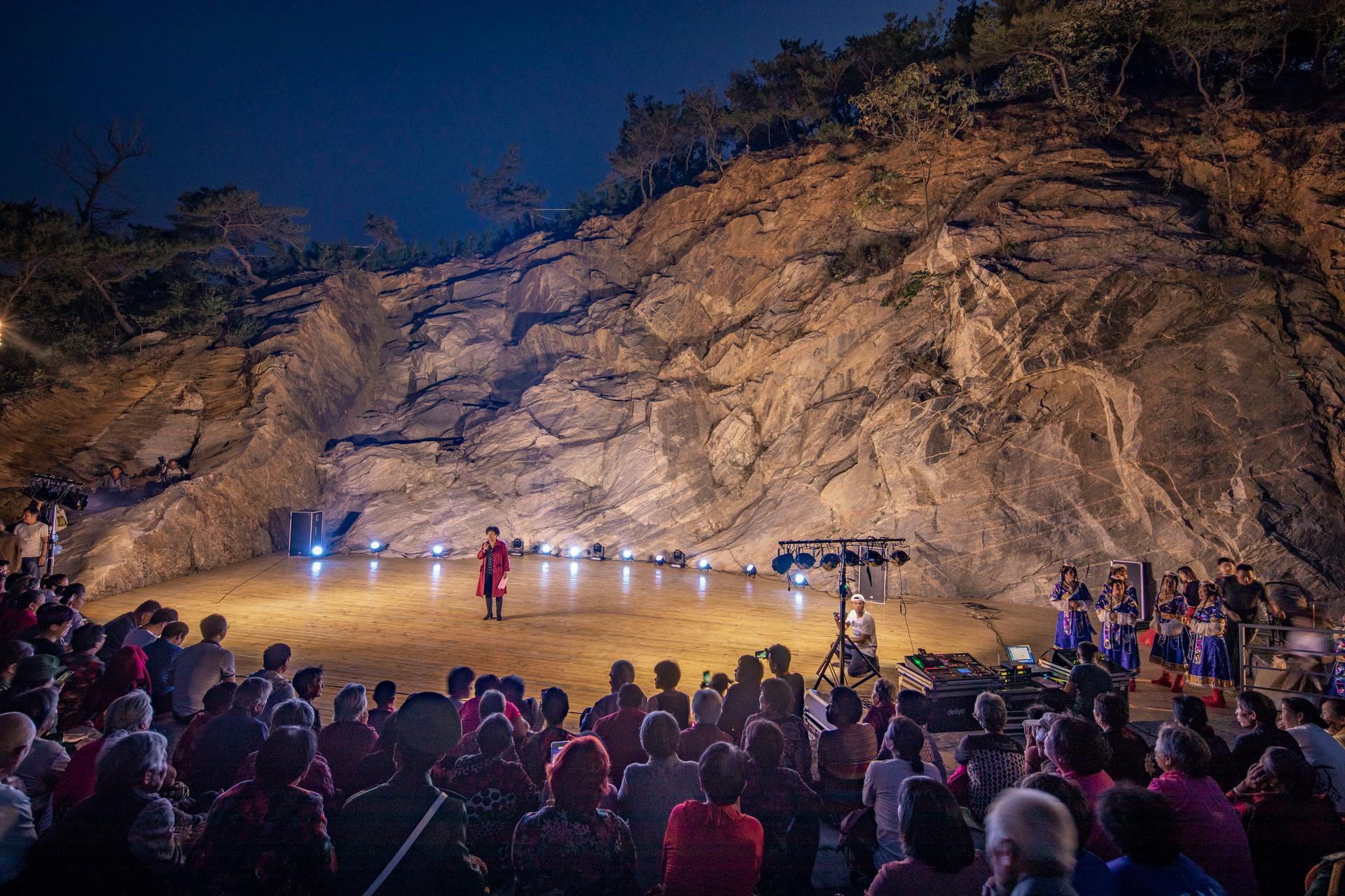 Stone Nest Amphitheatre for Community Activities - image 9