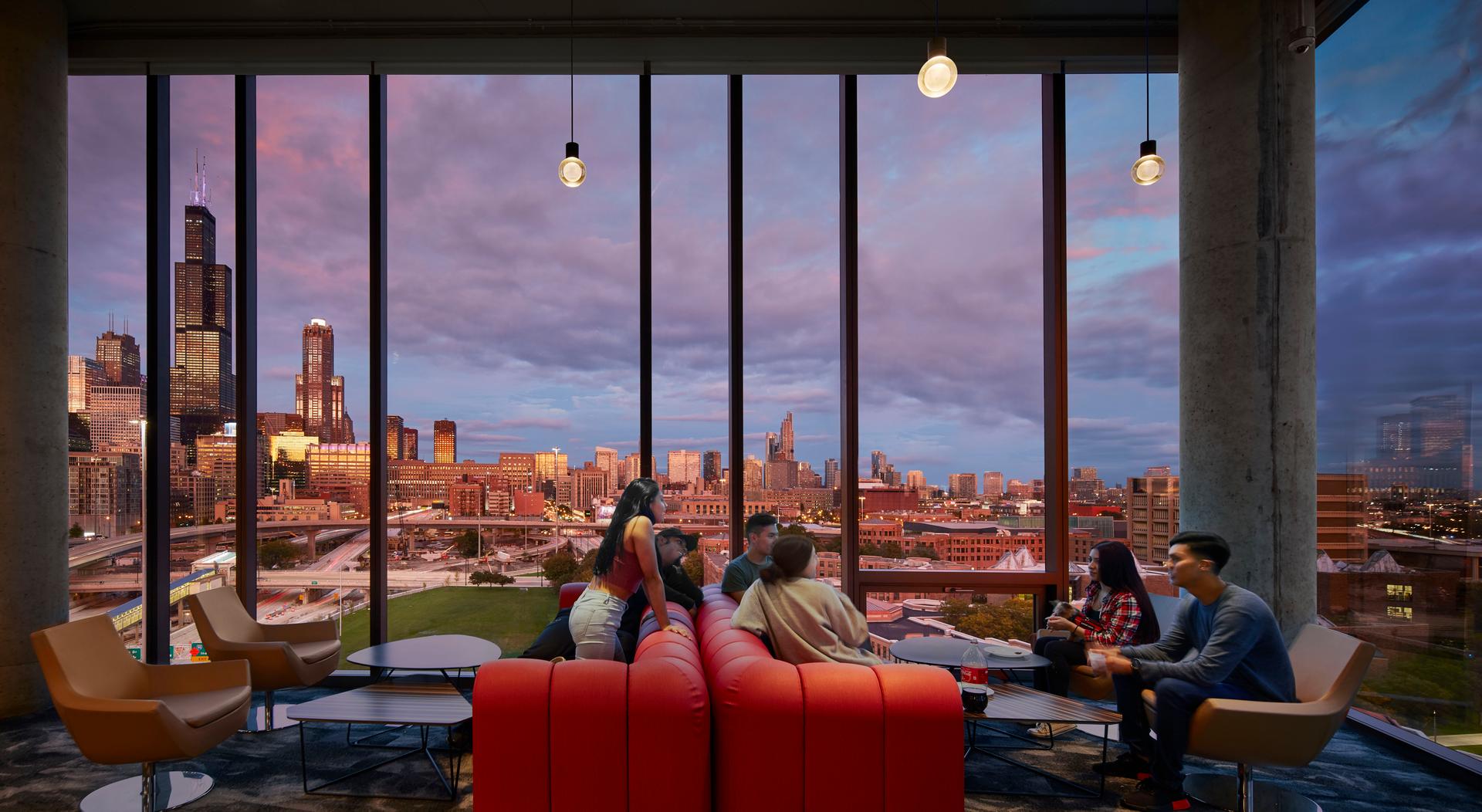 Academic and Residential Complex at the University of Illinois at Chicago - image 10