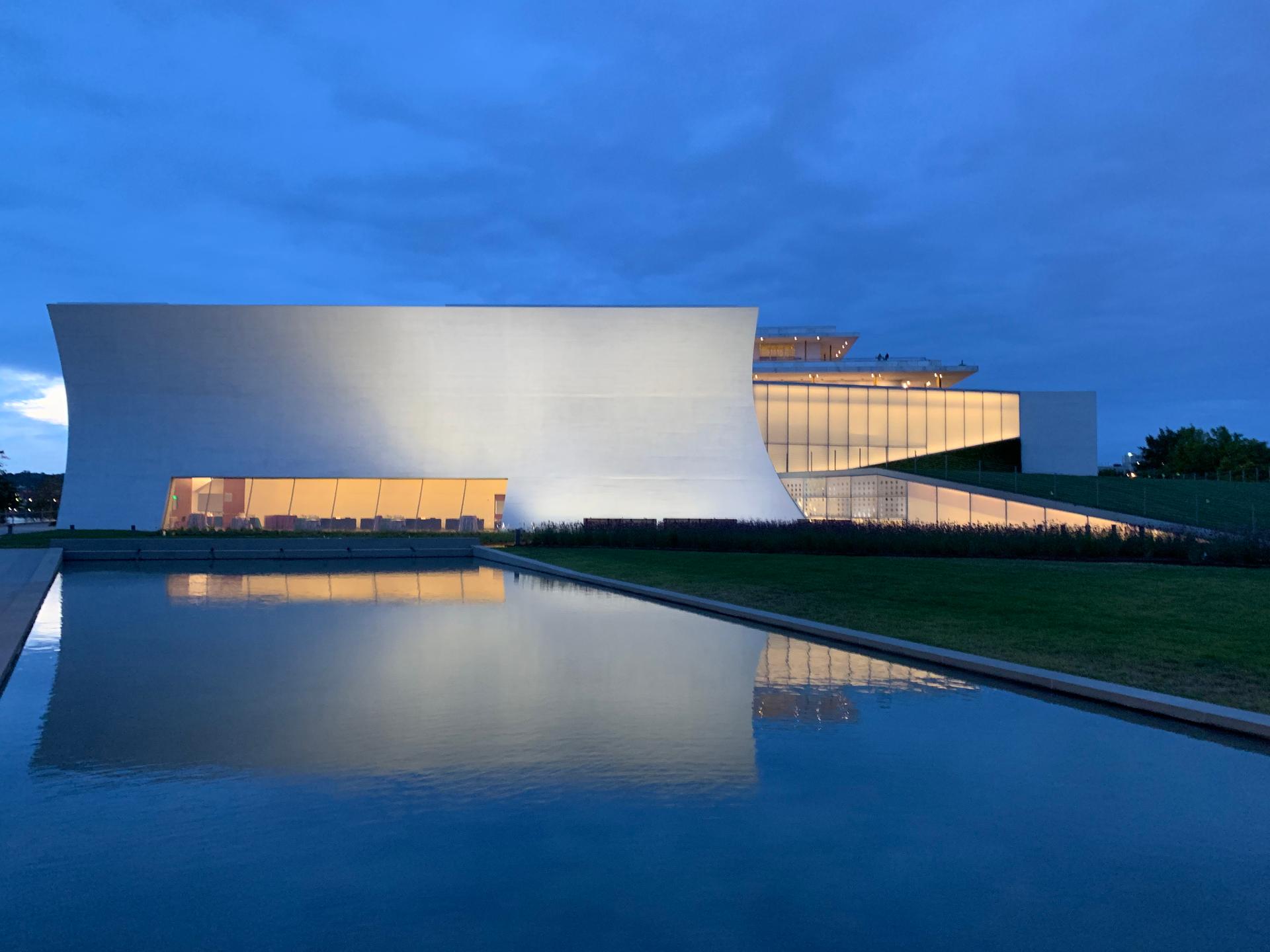 The REACH at the Kennedy Center - image 7