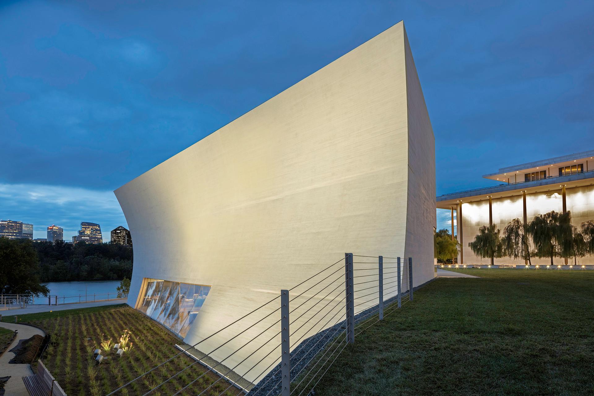 The REACH at the Kennedy Center - image 10