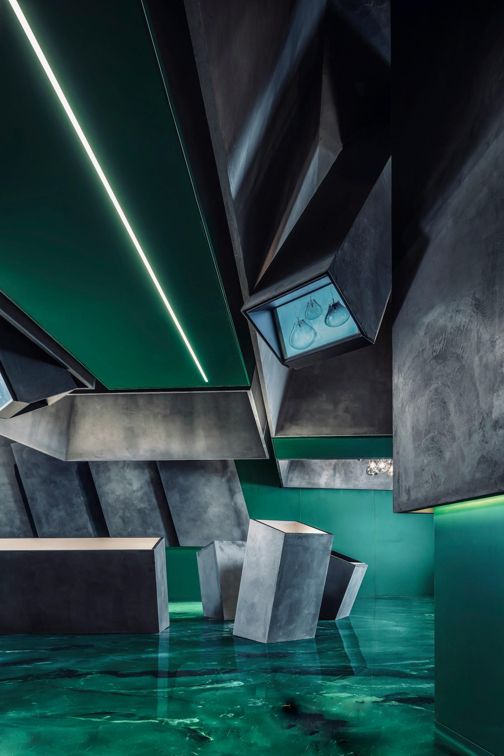 Green Leopard Lighting's flagship store - image 2