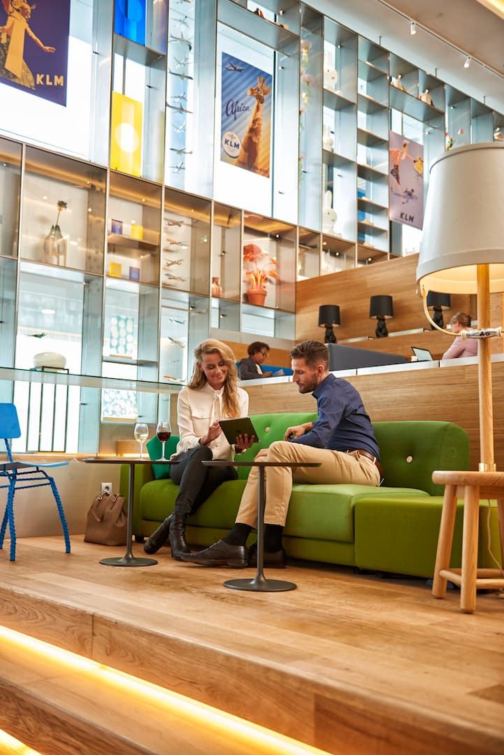 KLM crown lounge - image 10