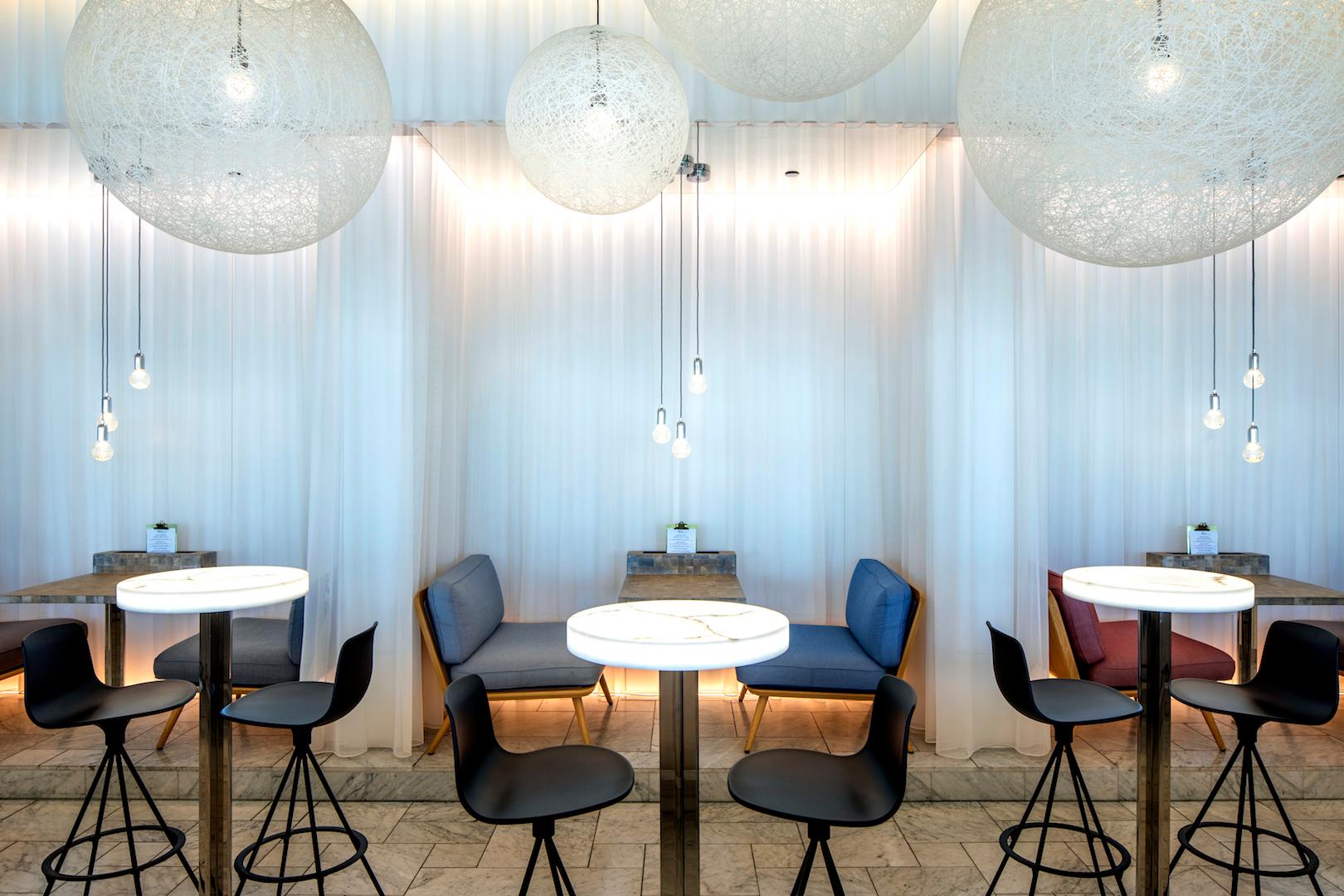 KLM crown lounge - image 15