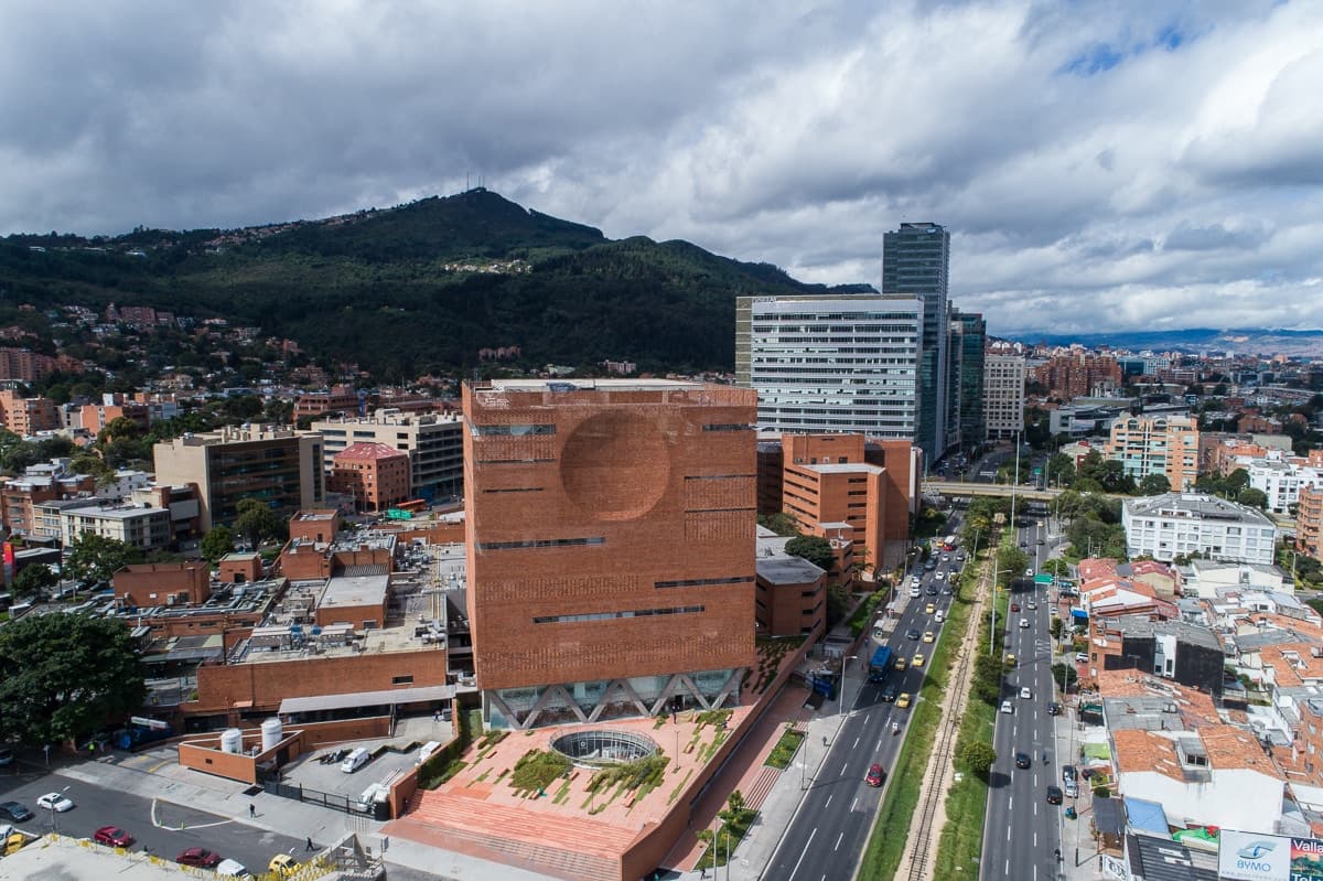 Expansion of Santa Fe de Bogotá Foundation - image 2