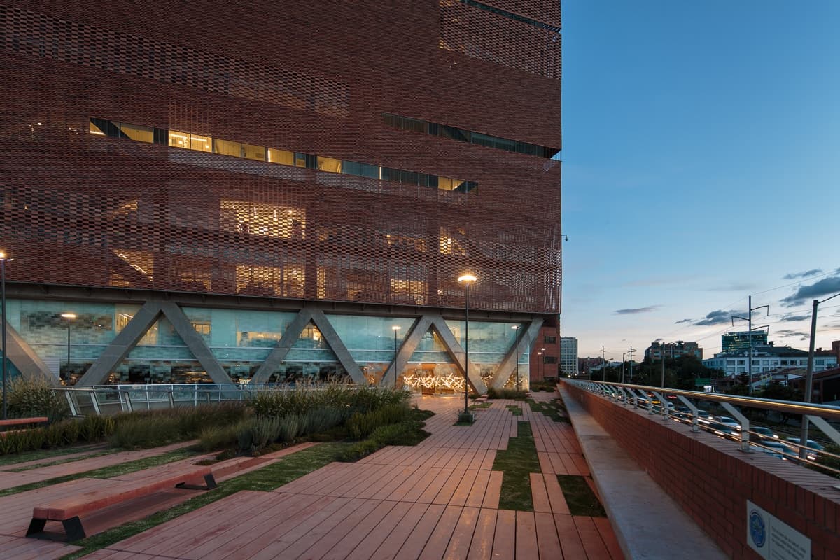 Expansion of Santa Fe de Bogotá Foundation - image 12