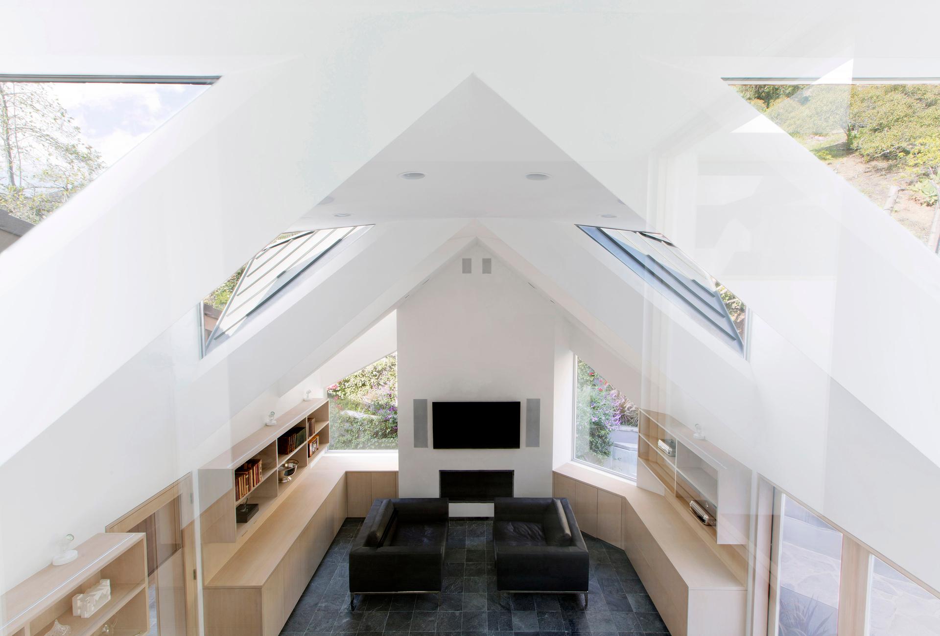 Case Room - image 7