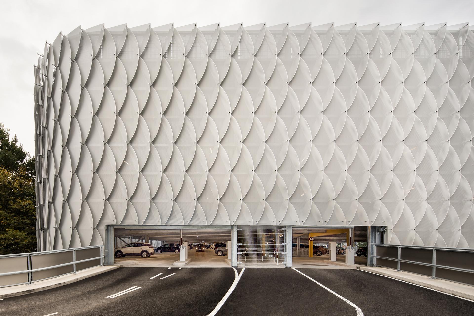 Parking Garage Facade P22a at the Cologne Exhibition Centre - image 3