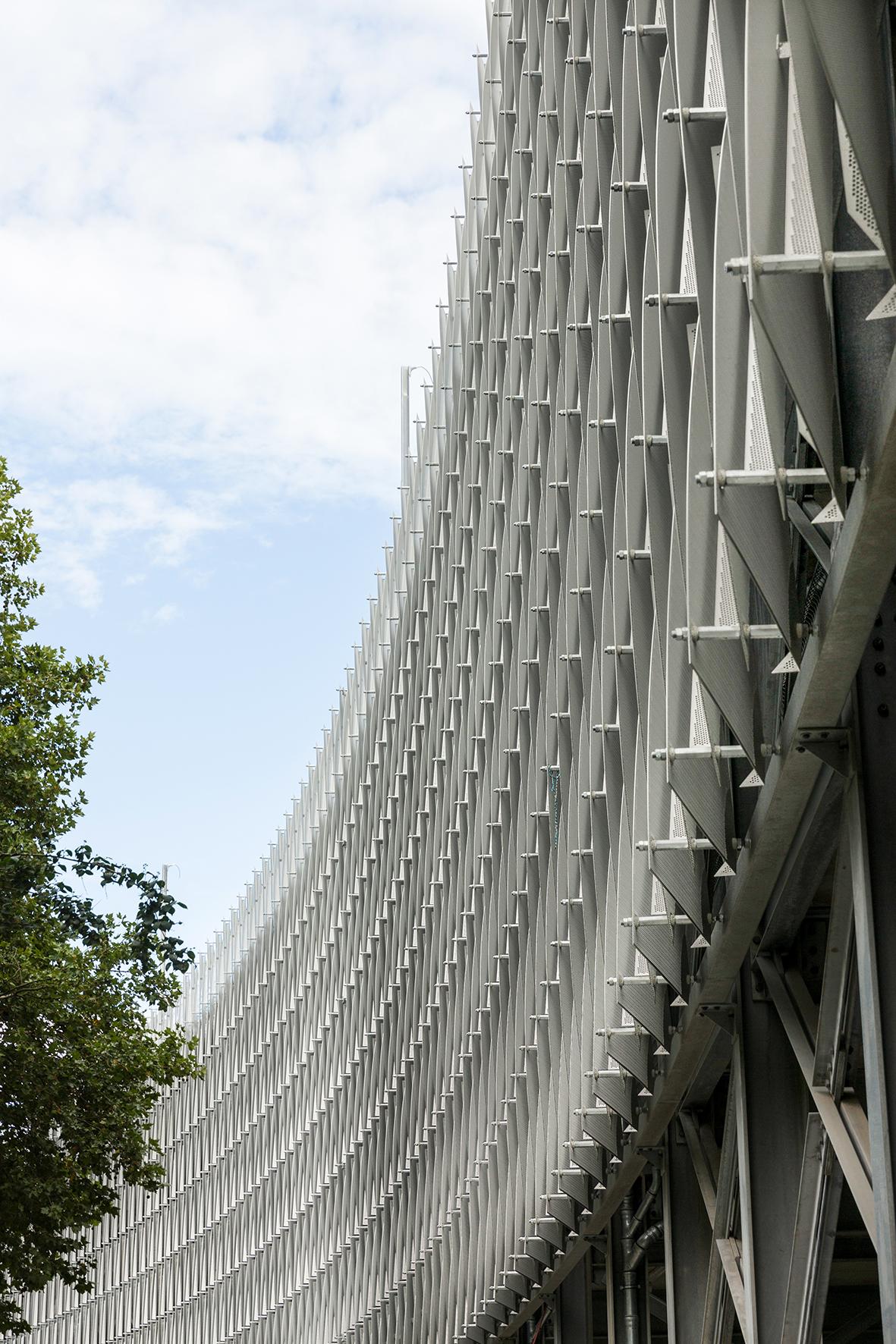 Parking Garage Facade P22a at the Cologne Exhibition Centre - image 7