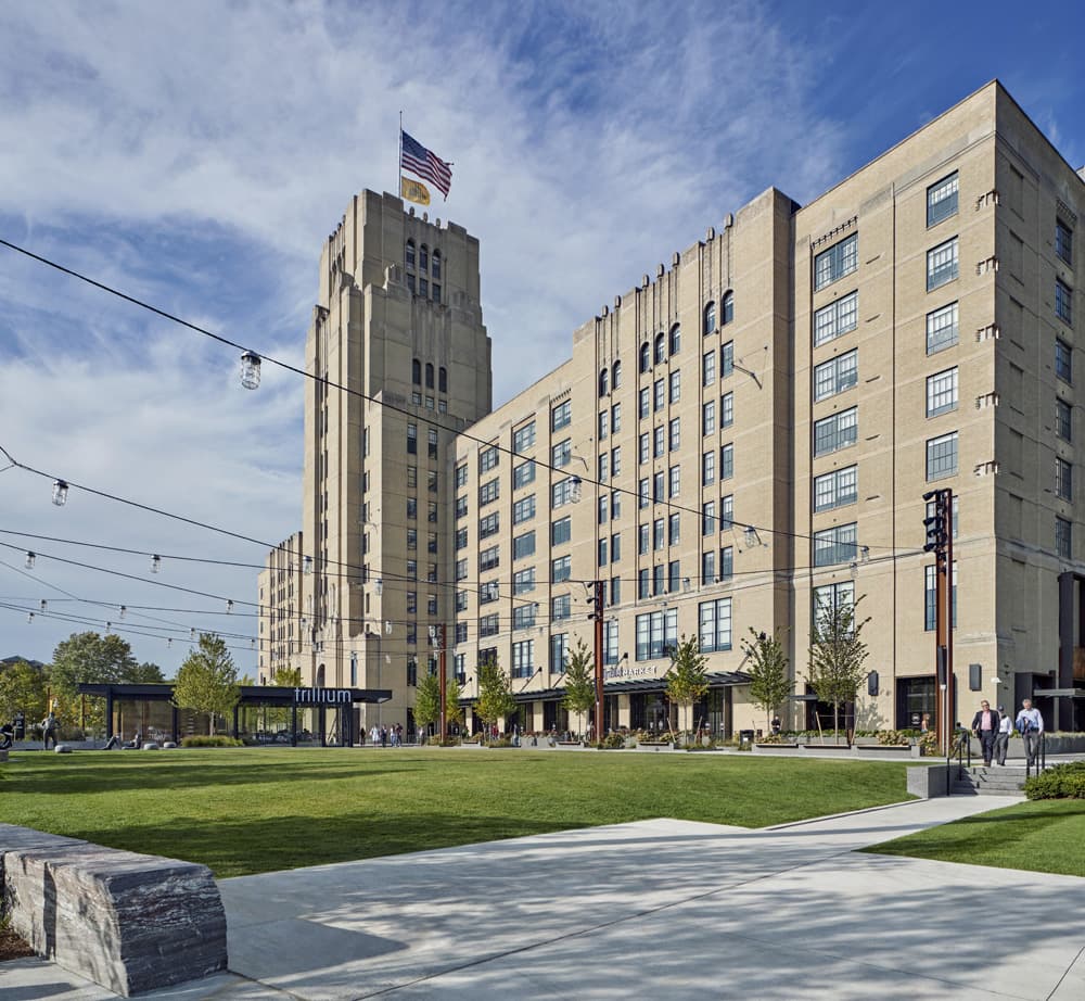 401 Park Repositioning - image 2