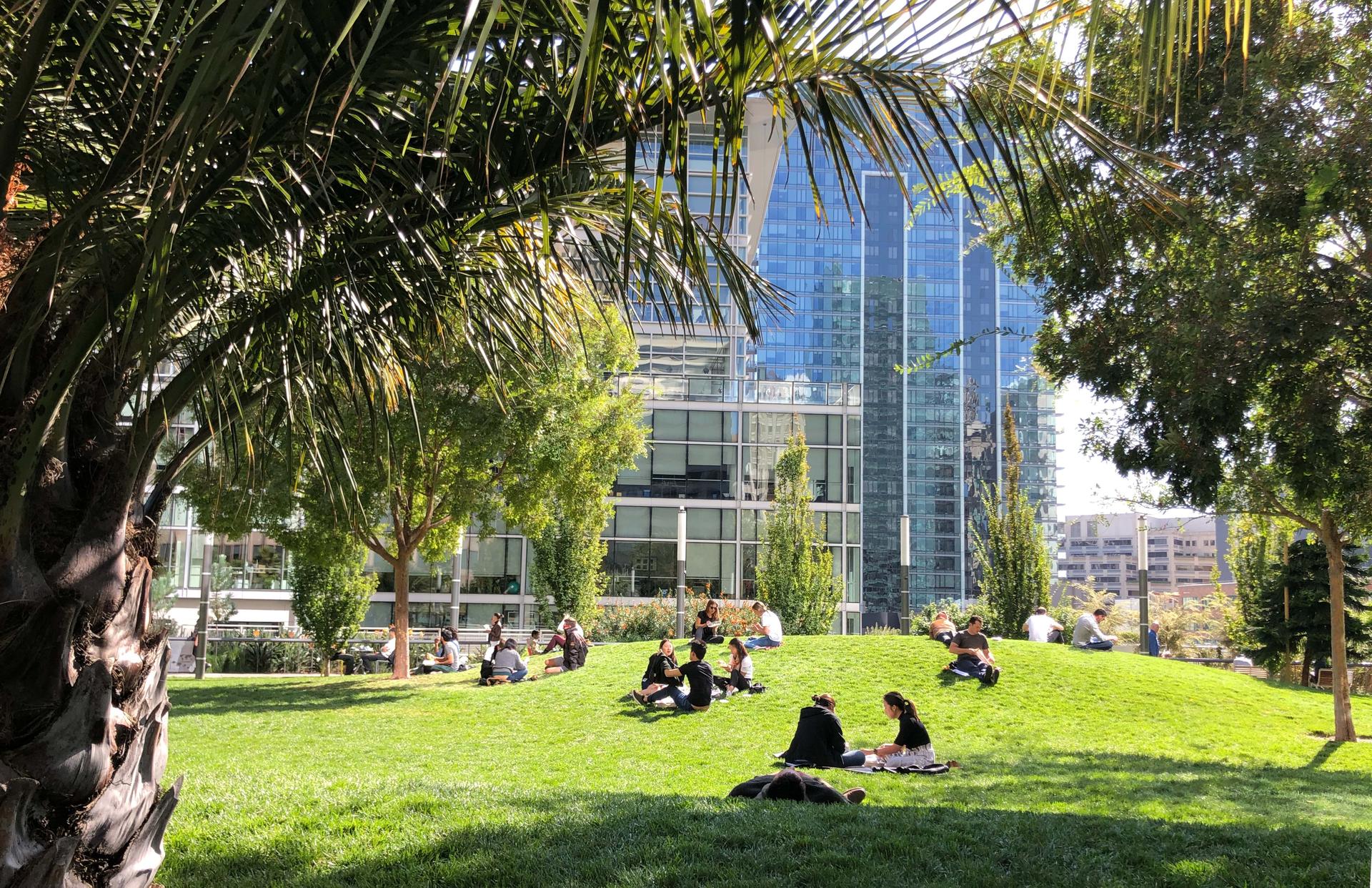 Salesforce Transit Center Park - image 10