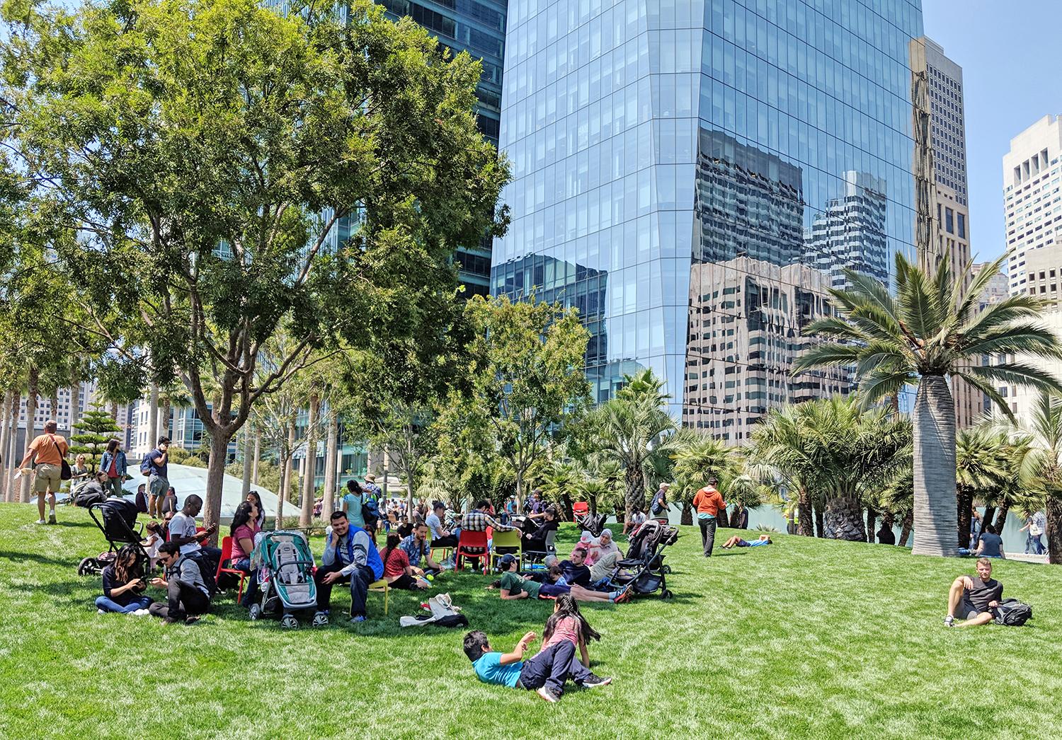 Salesforce Transit Center Park - image 13