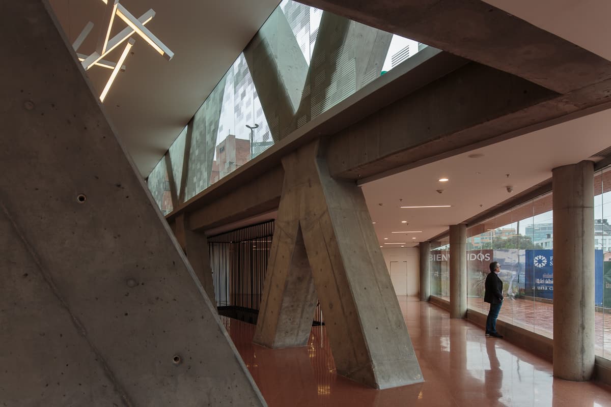 Expansion of Santa Fe de Bogotá Foundation - image 27