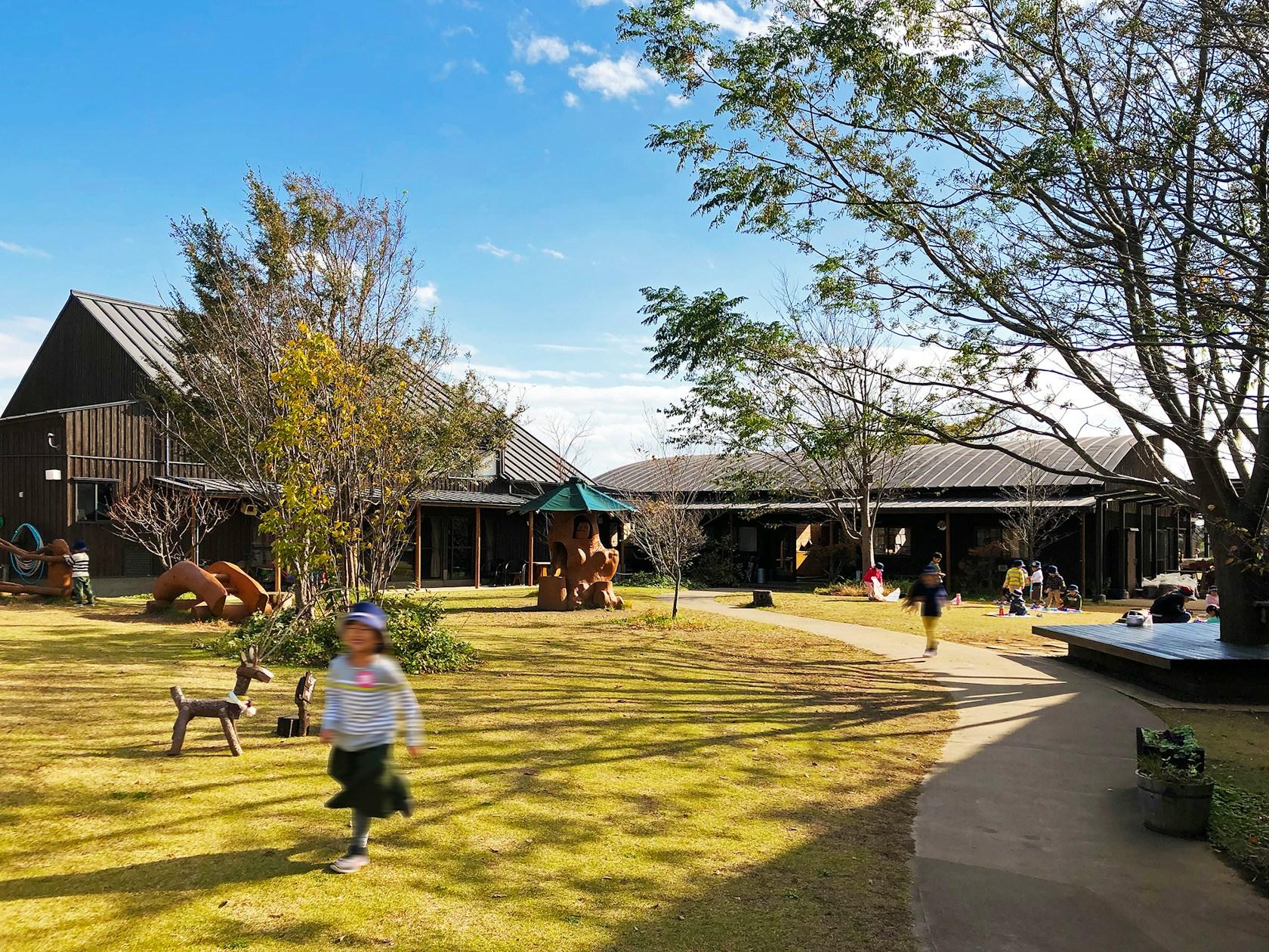 K. S. Kindergarten Lunch House - image 2