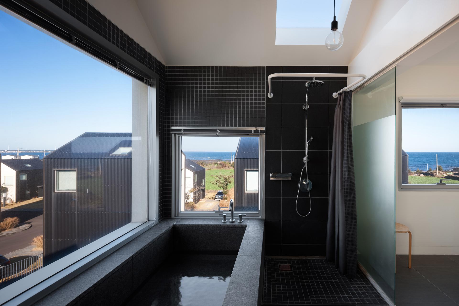 Hadohilljo Townhouse - image 21