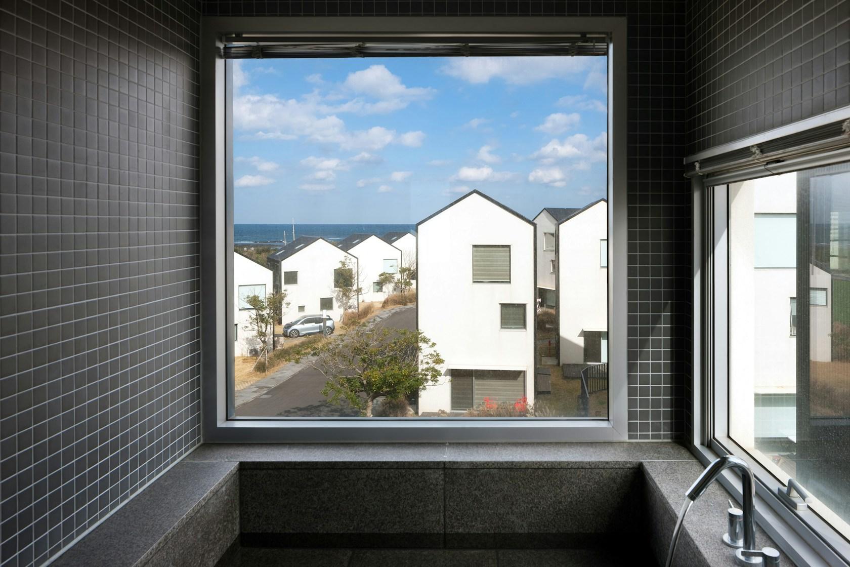 Hadohilljo Townhouse - image 13