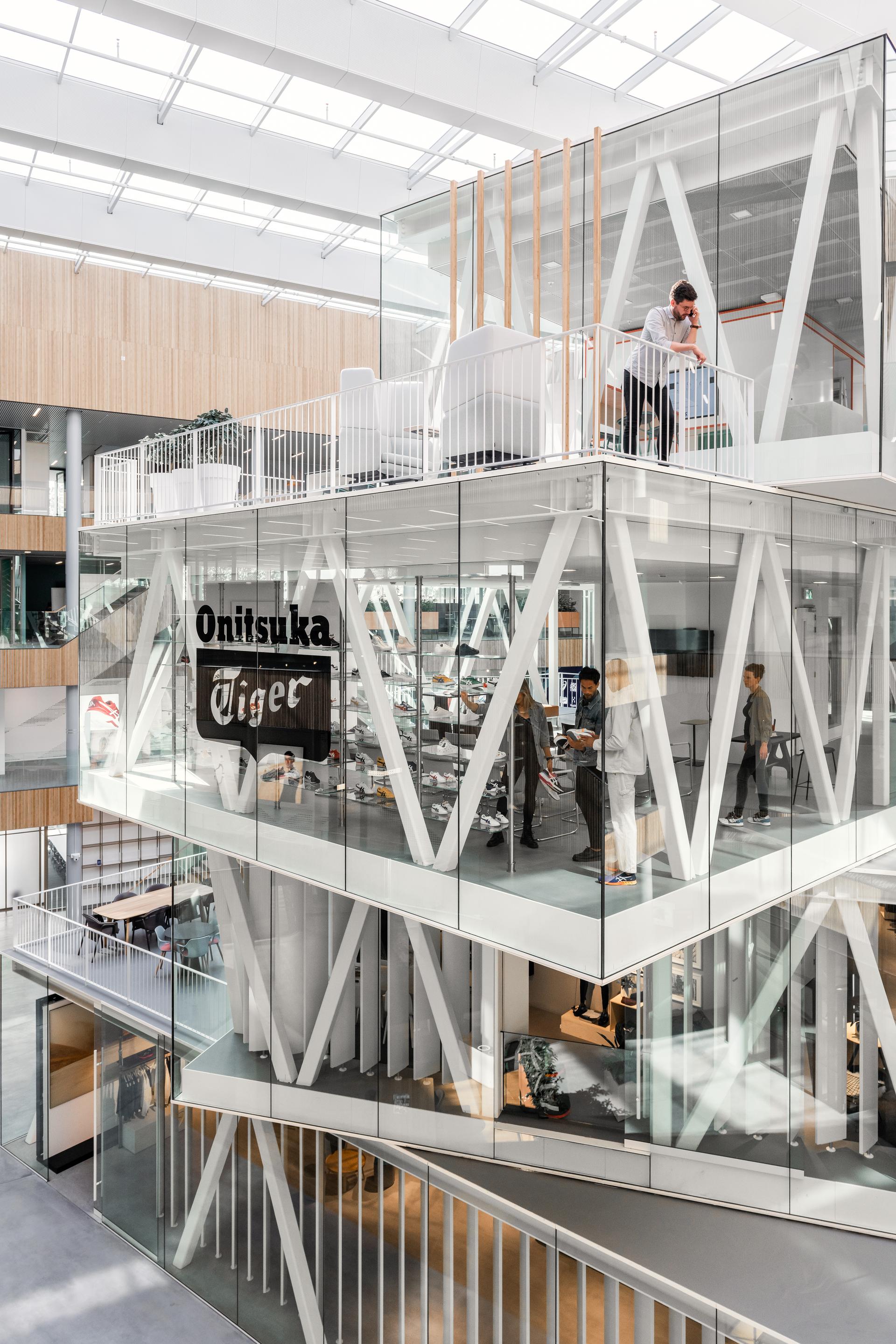 ASICS EMEA HQ - image 10
