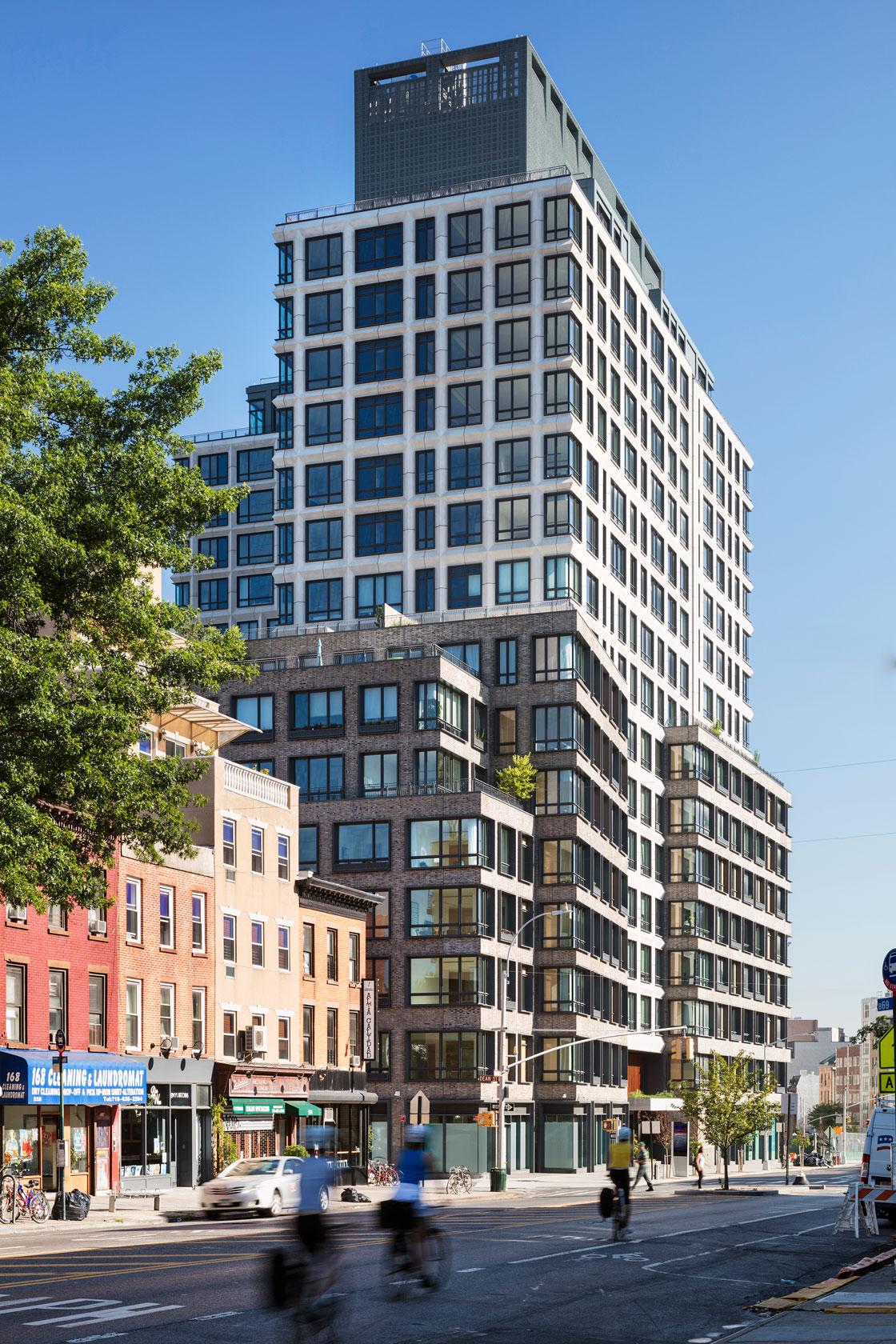 550 VANDERBILT - image 2