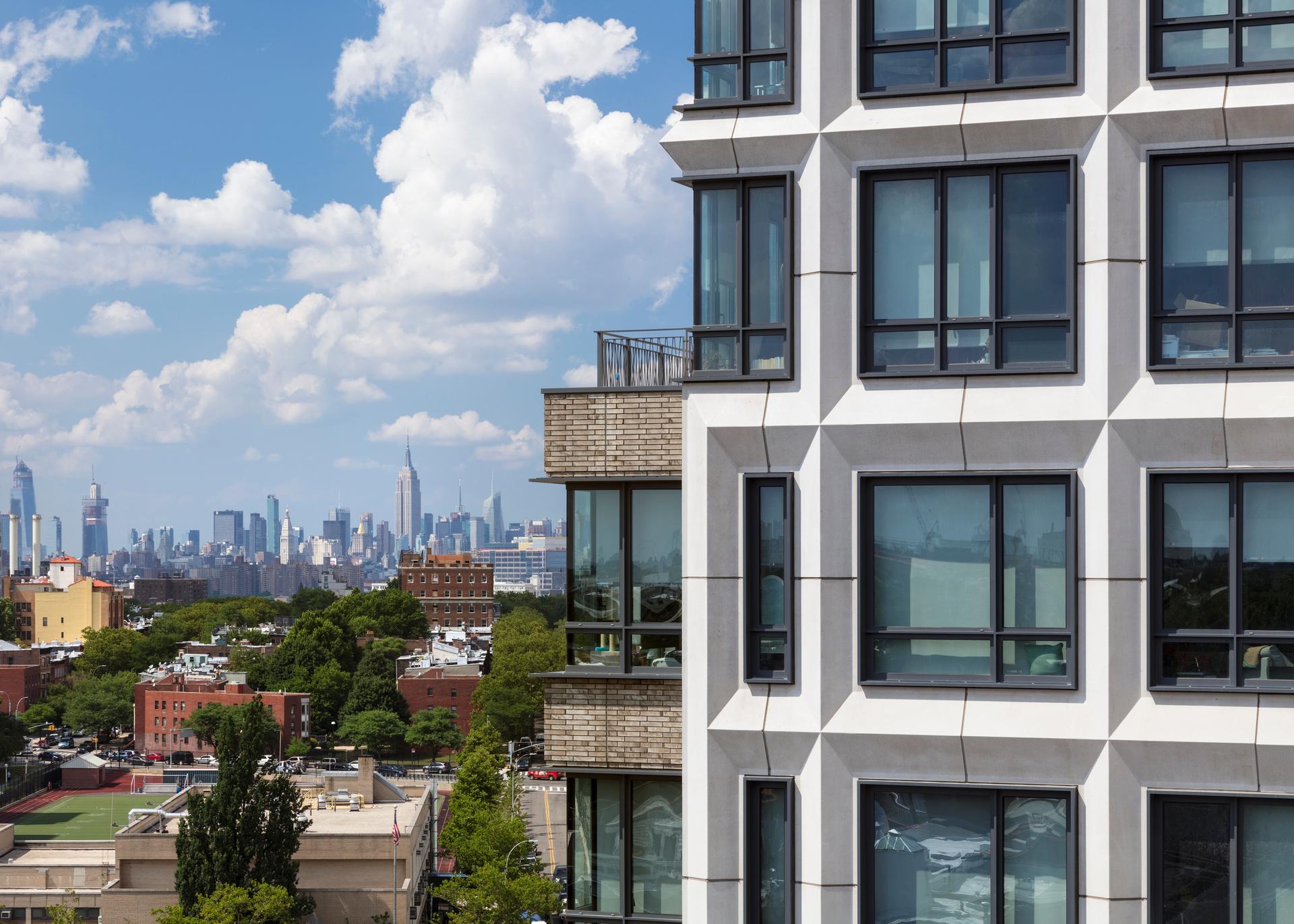 550 VANDERBILT - image 5