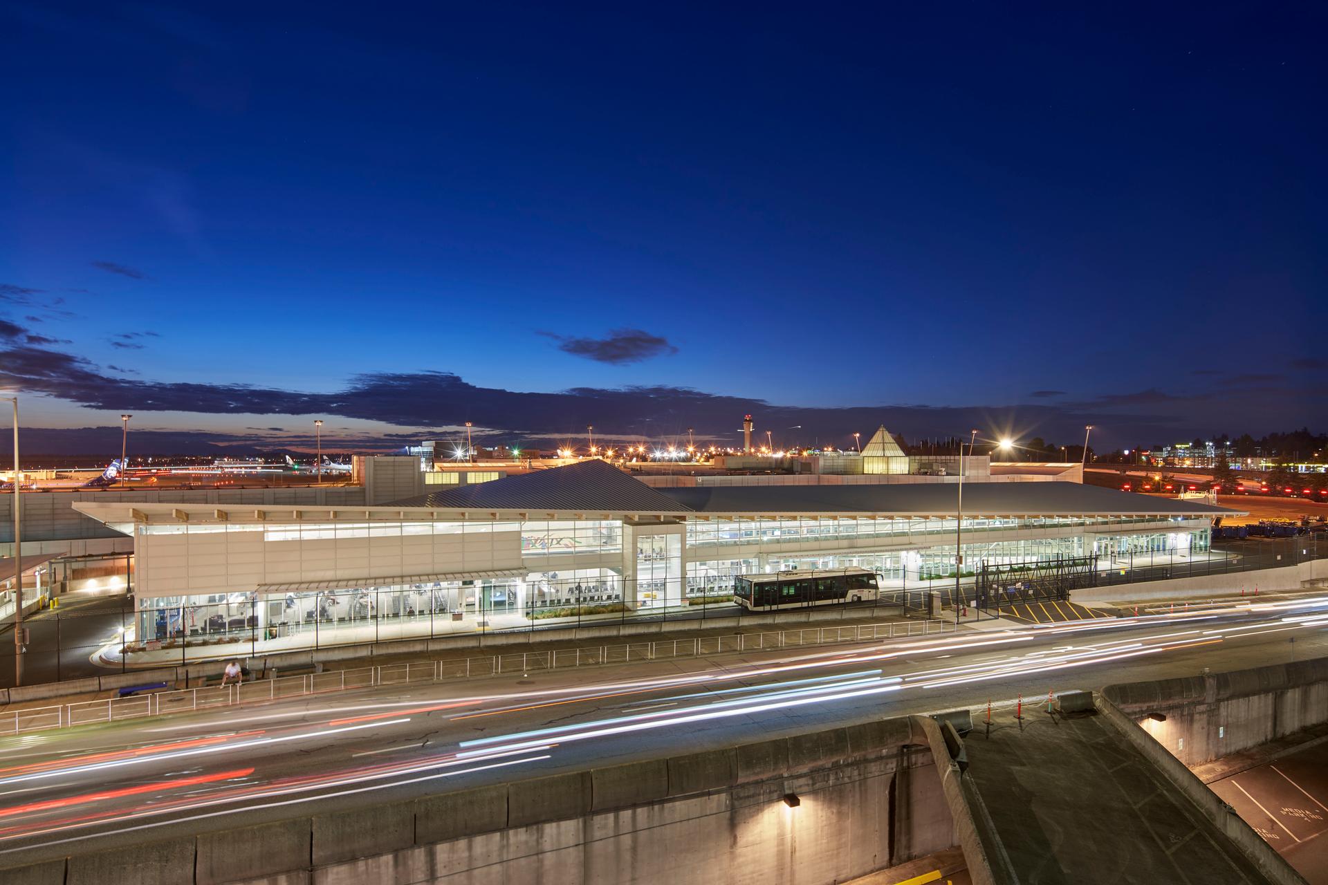 Seattle-Tacoma International Airport Concourse D Annex - image 6