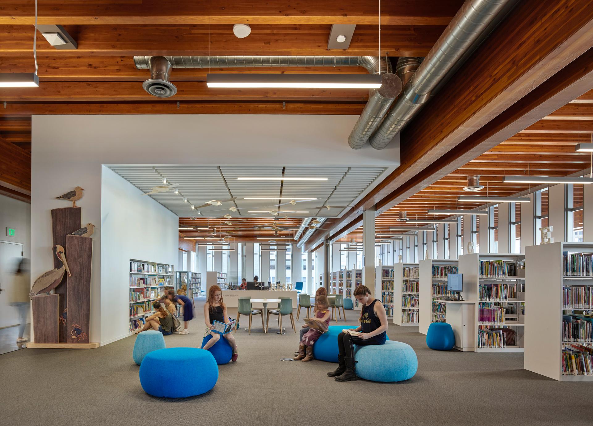 Billie Jean King Main Library - image 6