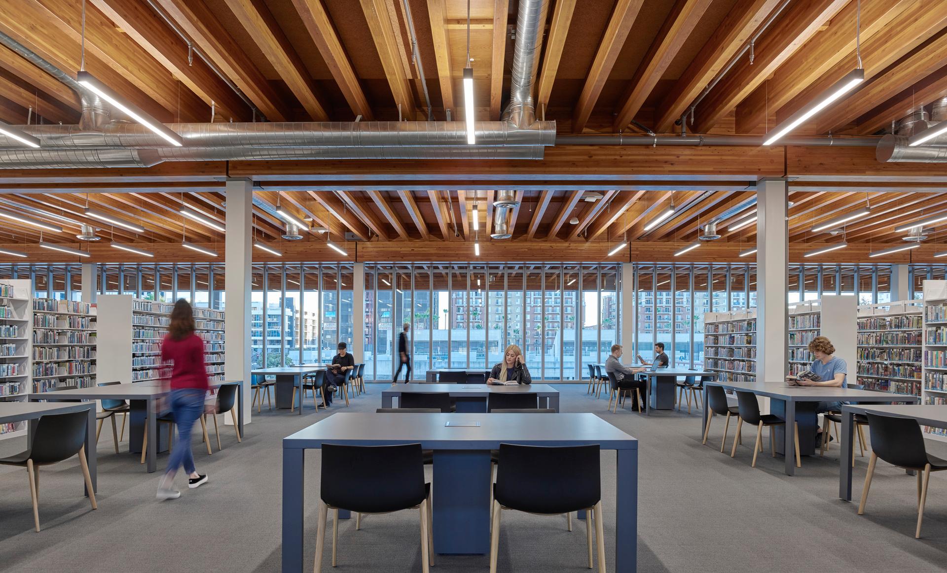 Billie Jean King Main Library - image 9