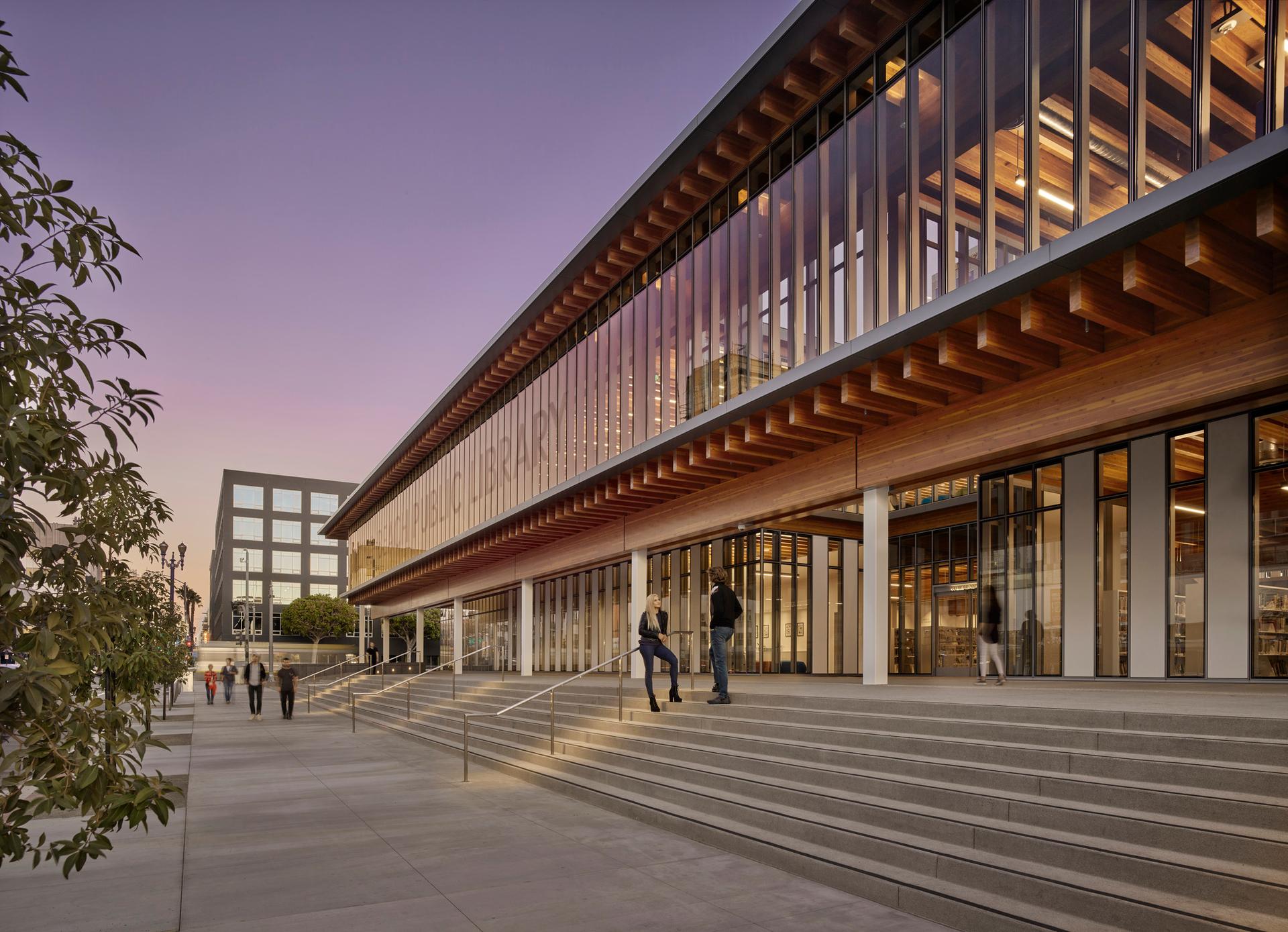 Billie Jean King Main Library - image 2