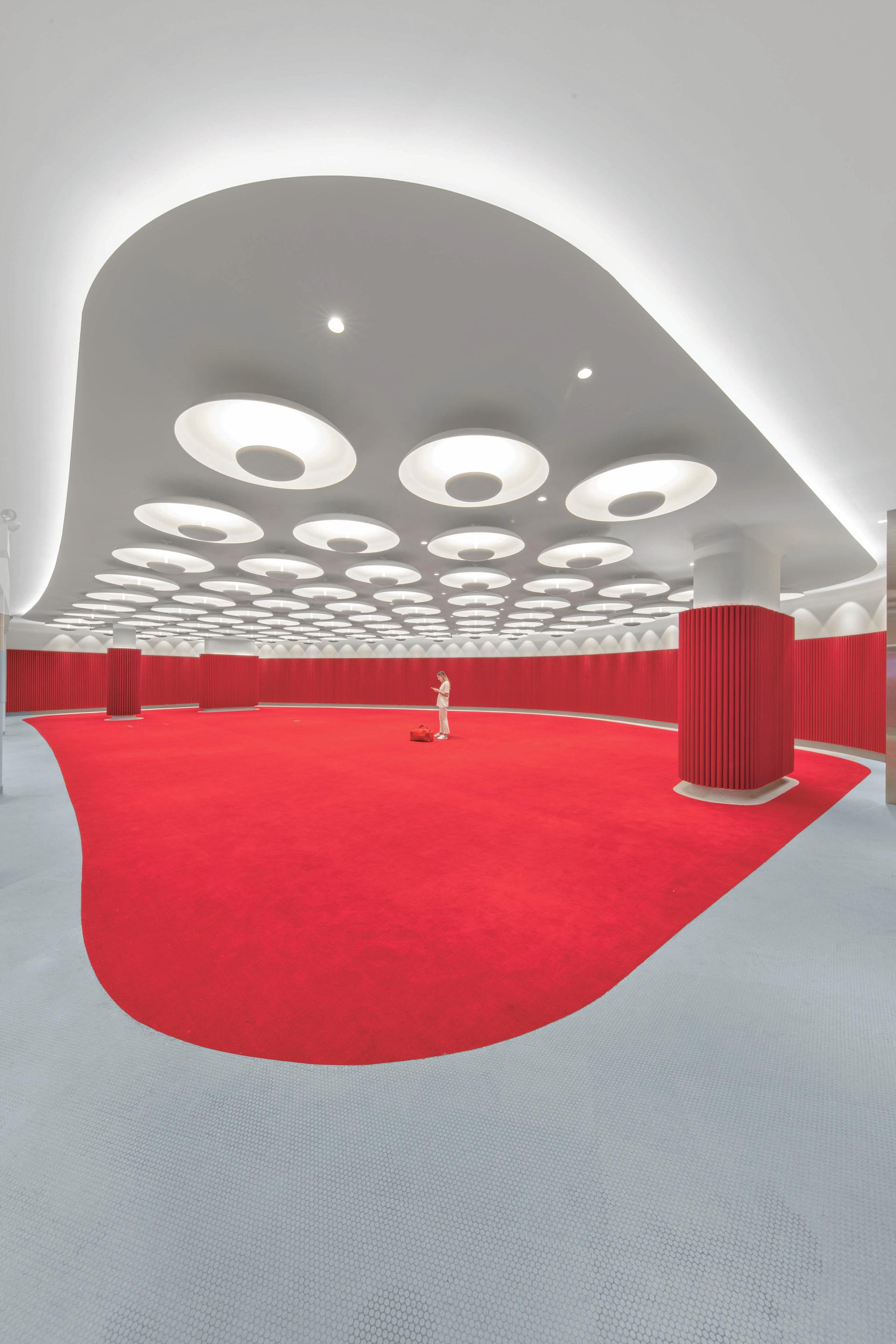 TWA Hotel - image 6