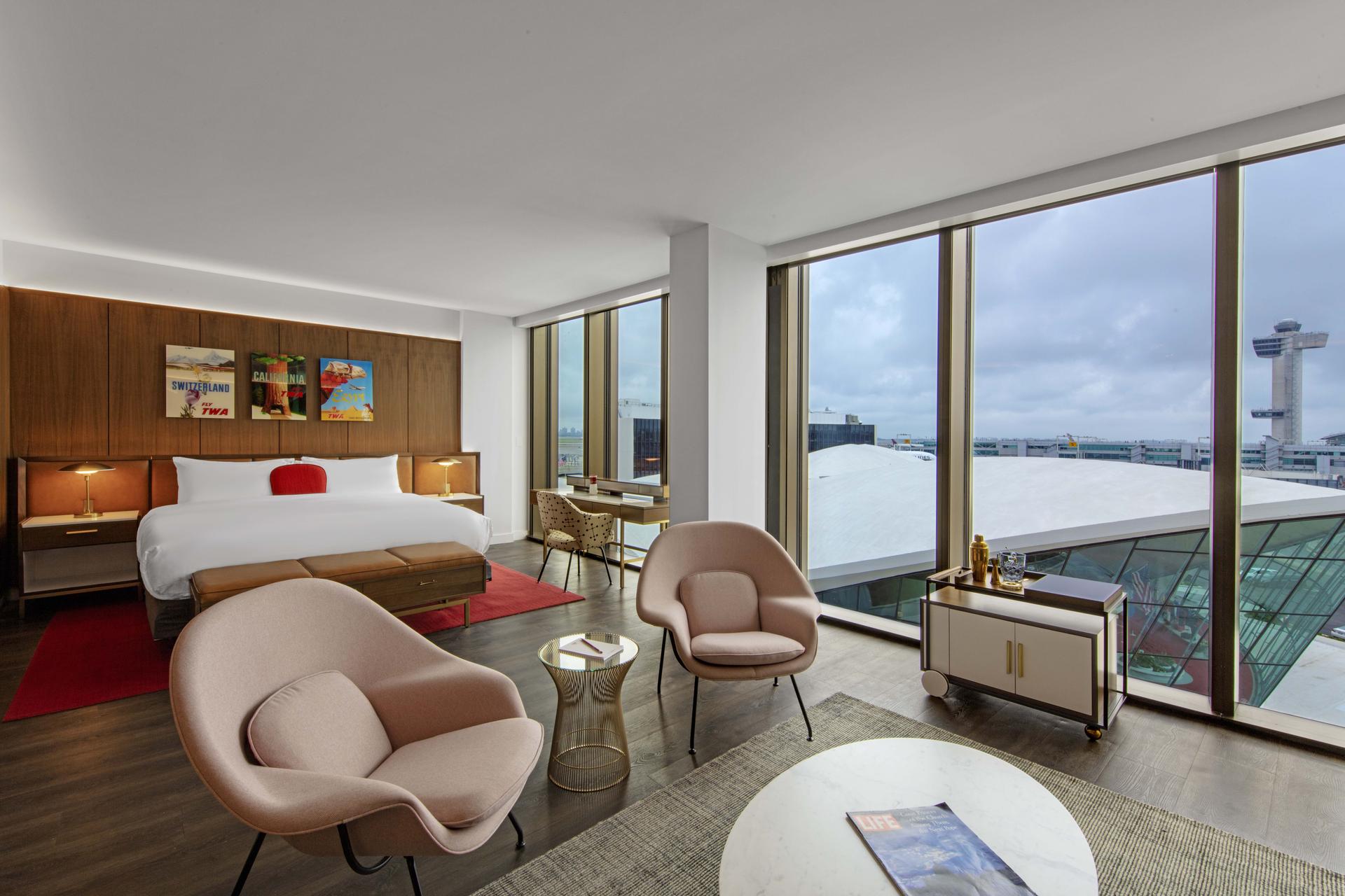 TWA Hotel - image 8