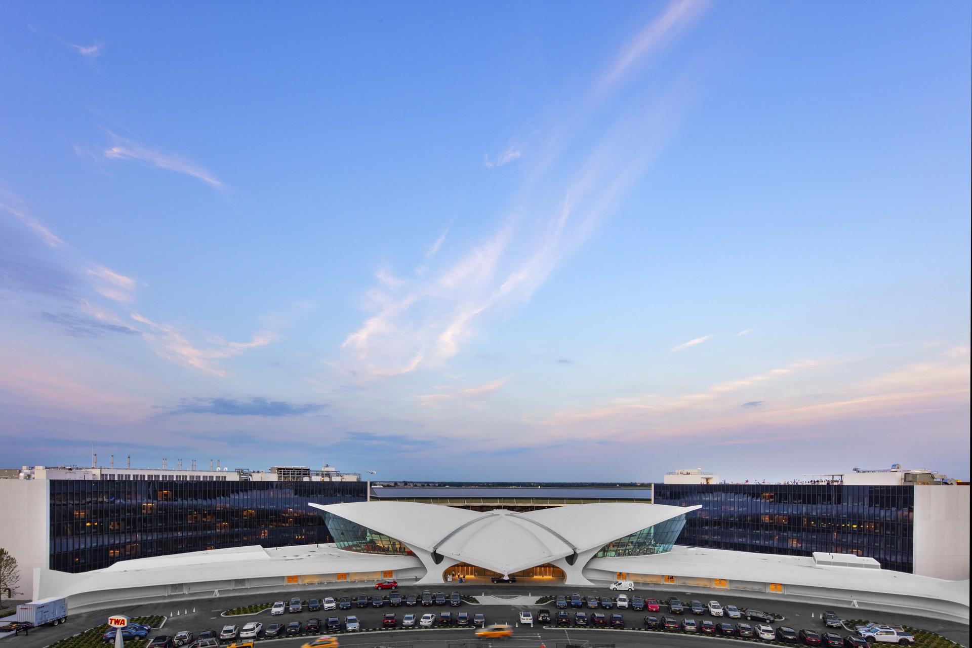 TWA Hotel - image 2