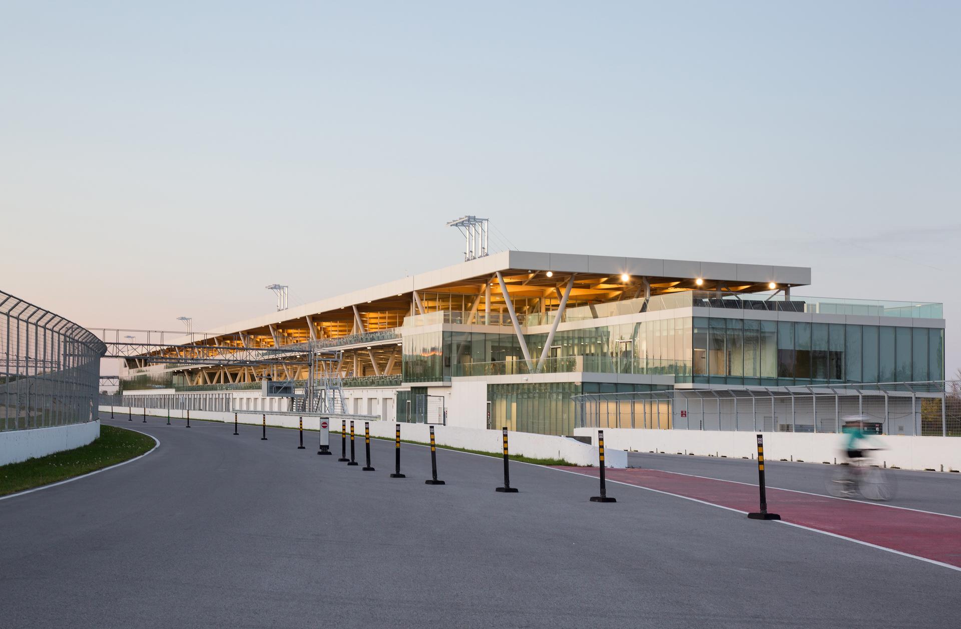 New Paddock - F1 GRAND PRIX DU CANADA - image 4