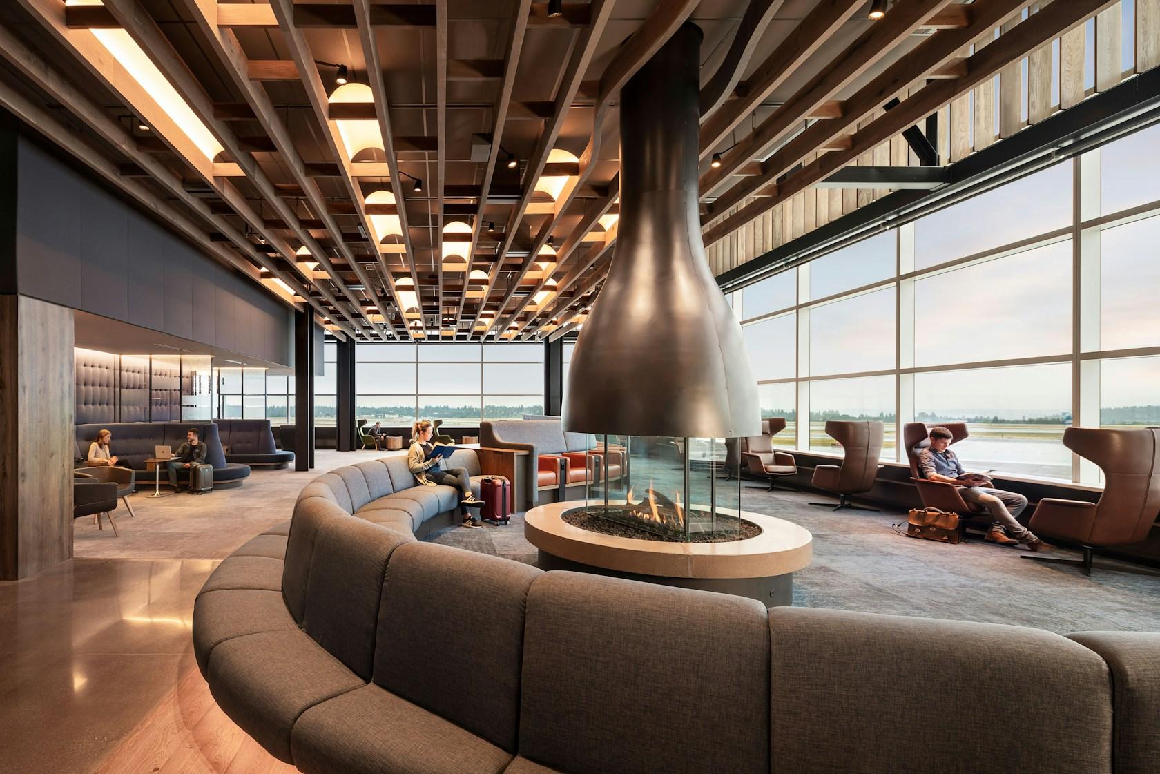 Alaska Airlines Flagship Lounge - image 4
