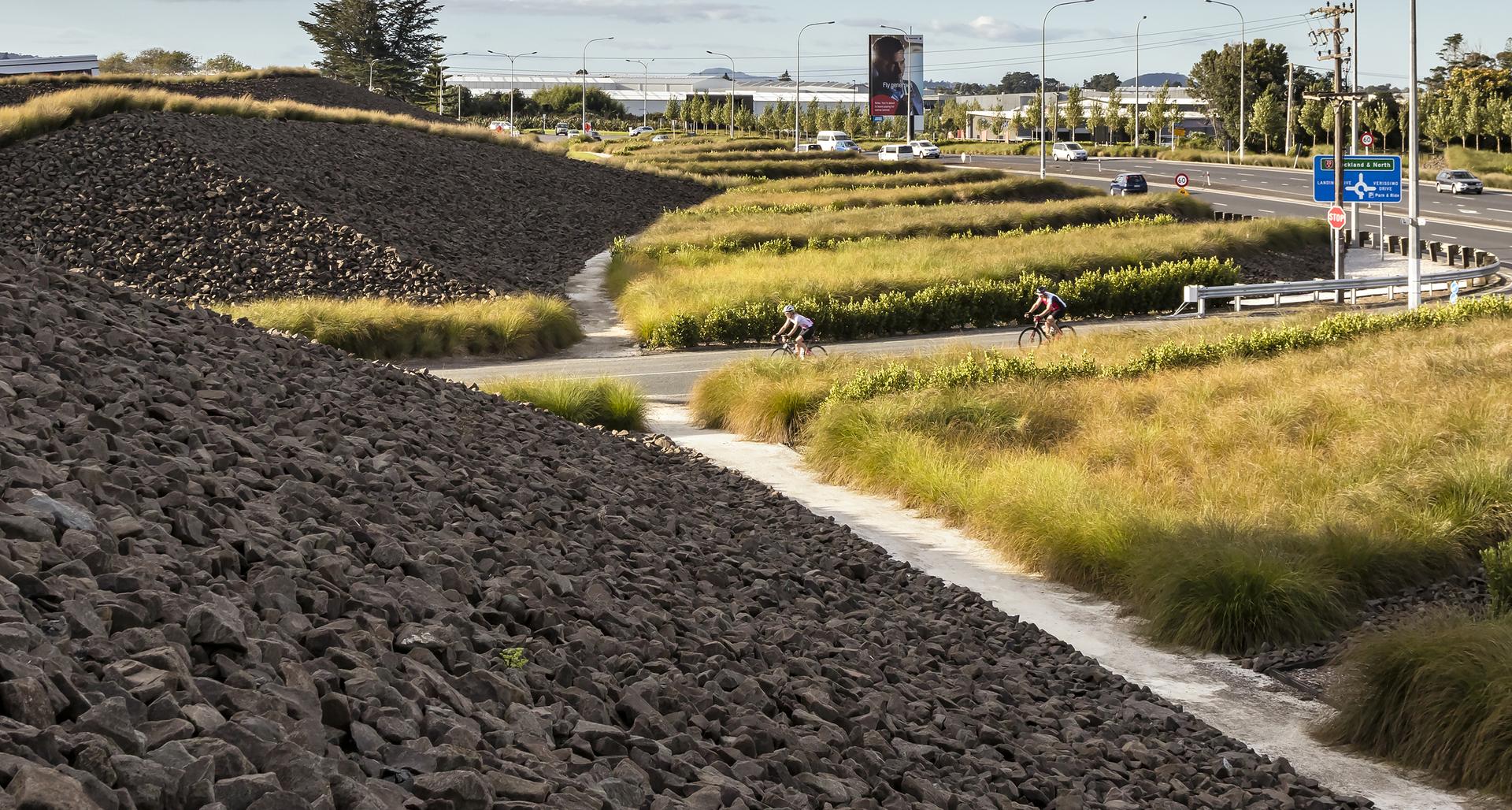 Auckland International Airport - First Flight - image 4